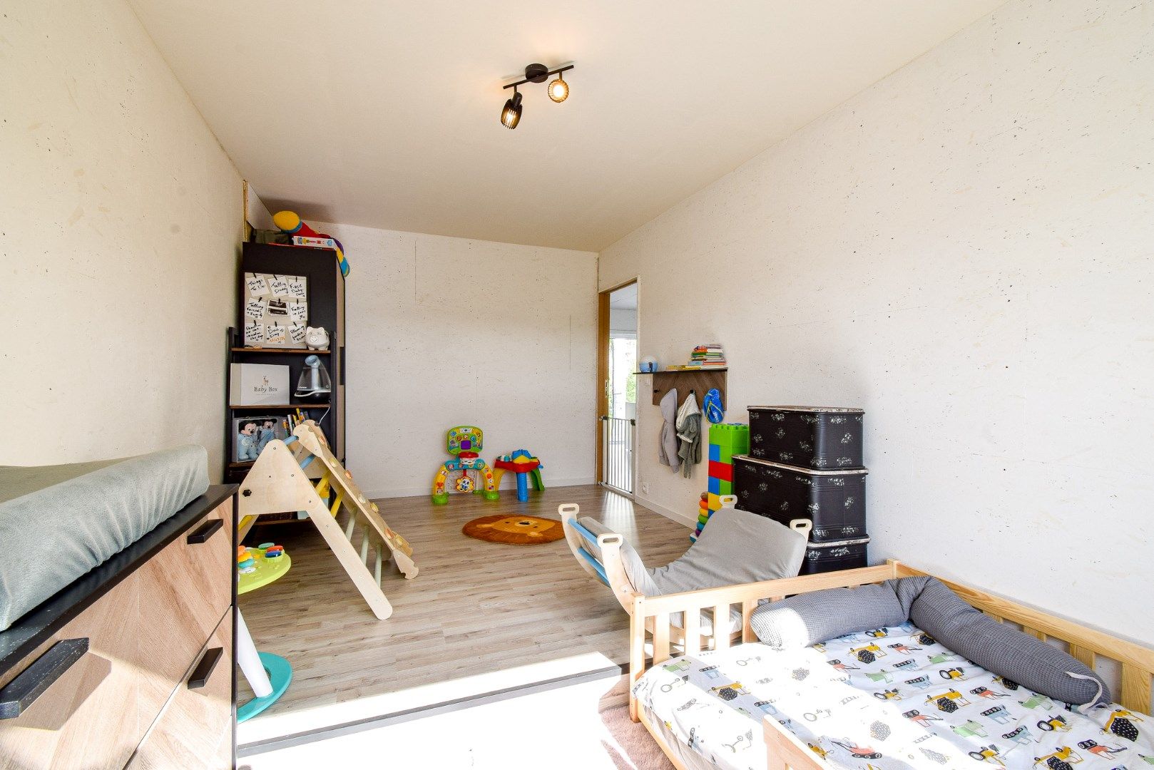 Strakke instapklare woning met rustige locatie foto 8