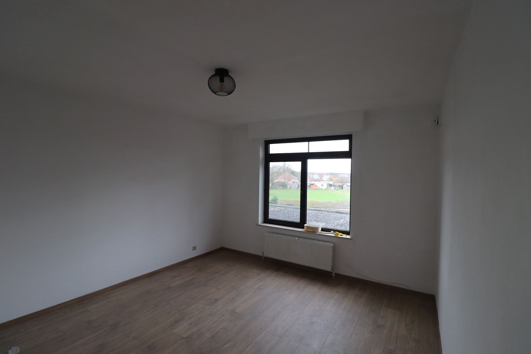 Recent gerenoveerd dakappartement met balkon, terras en garage. foto 8