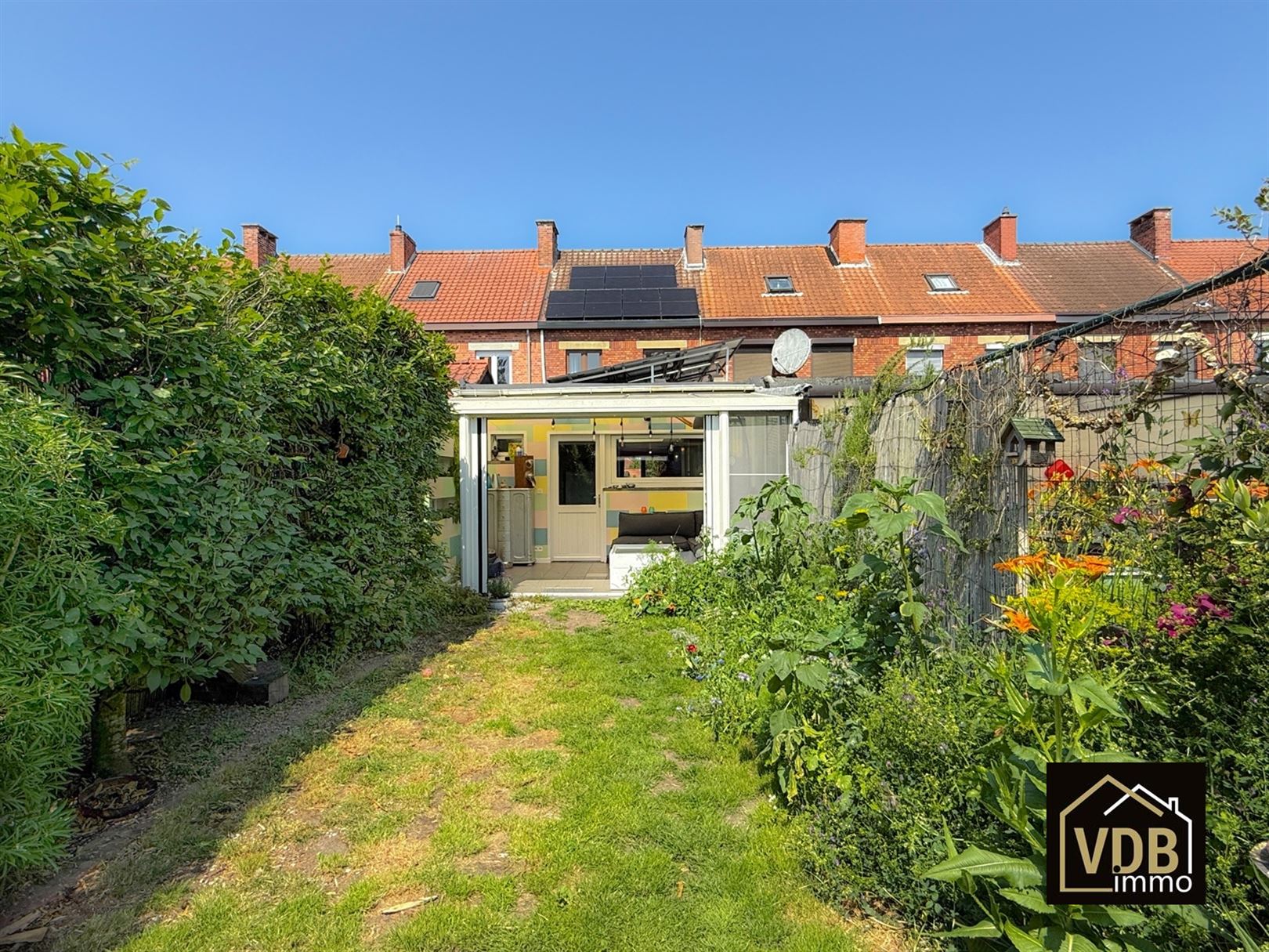 WONING - GB - MET 3 SLAAPKAMERS EN GARAGE foto 19