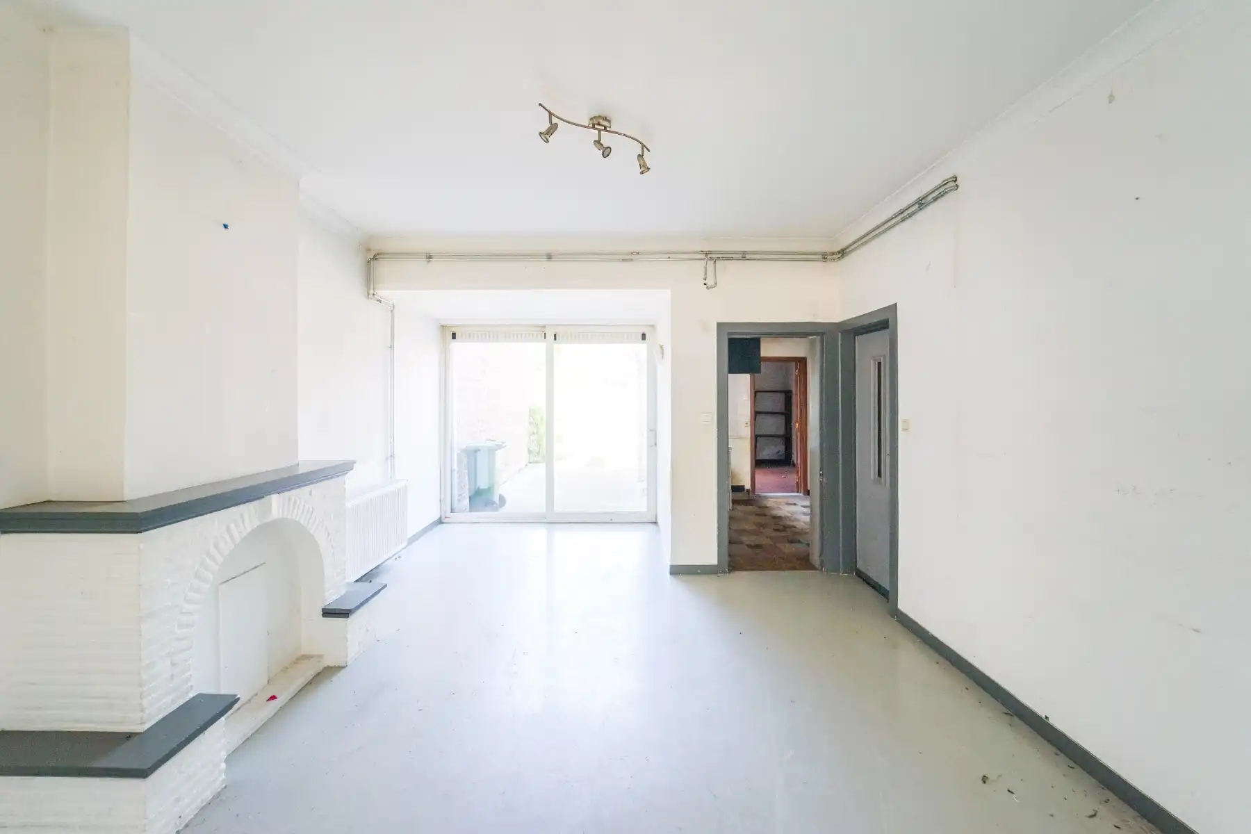 Ruime residentieel gelegen woning foto 4