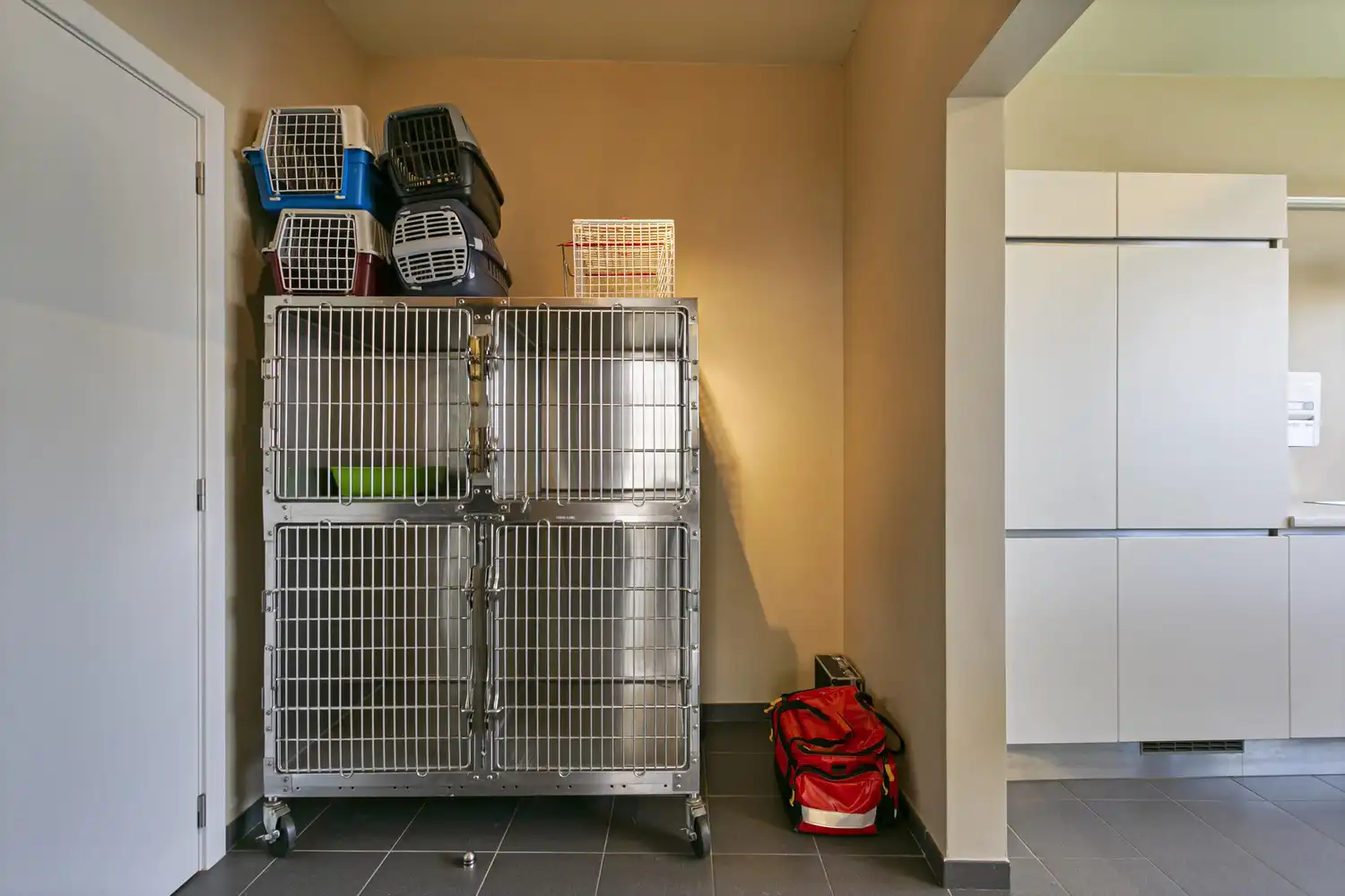 Praktijkruimte, kantoor of APP met 2 parkings! foto 15