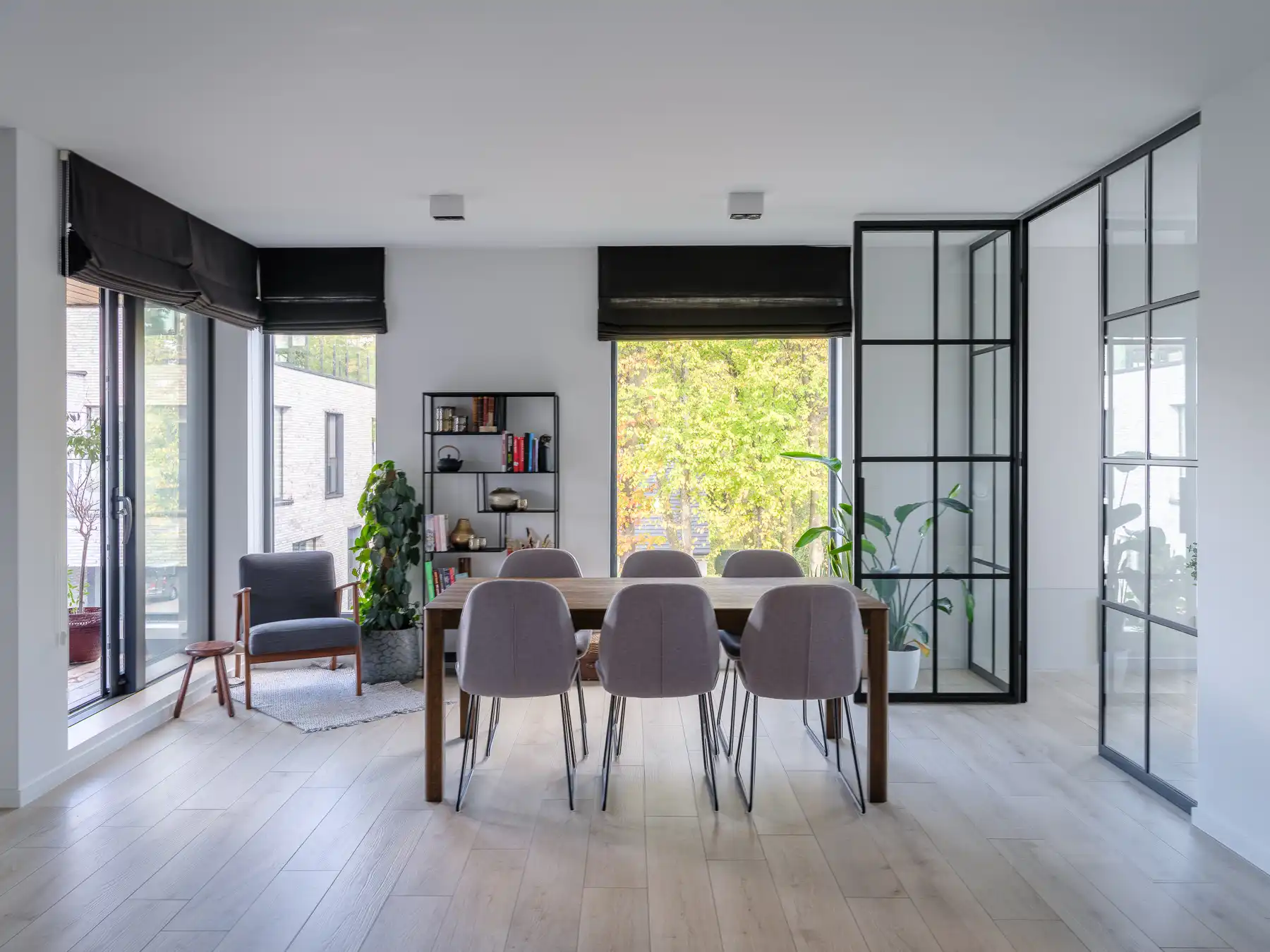 Kwalitatief afgewerkt appartement met terras foto 2
