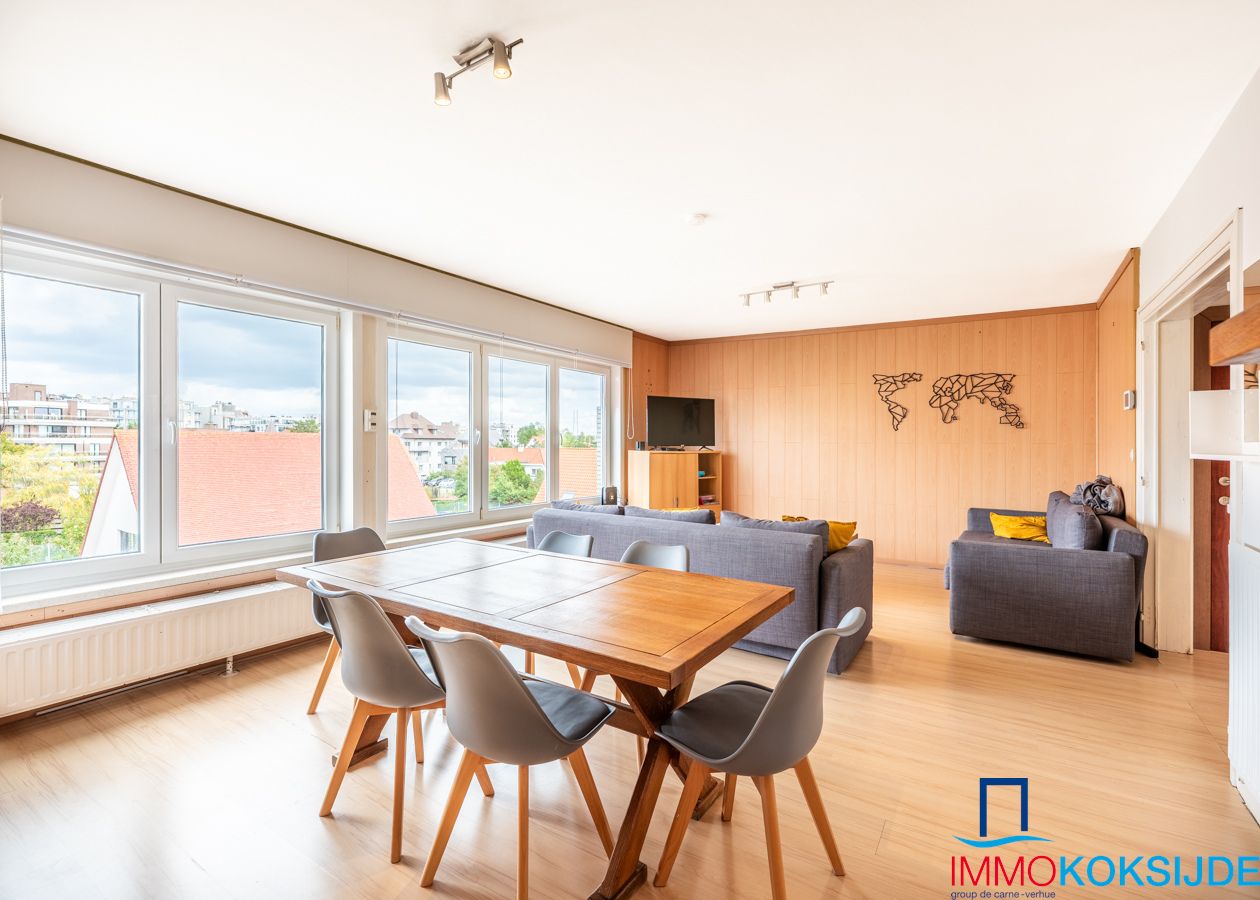 Centraal gelegen appartement met 2 slaapkamers foto {{pictureIndex}}