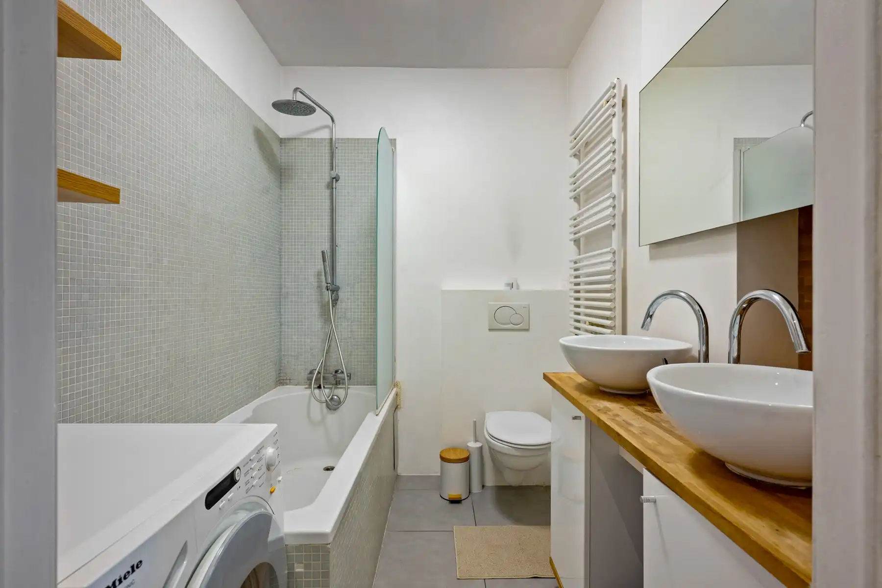 Instapklaar appartement met 2 slaapkamers foto 13