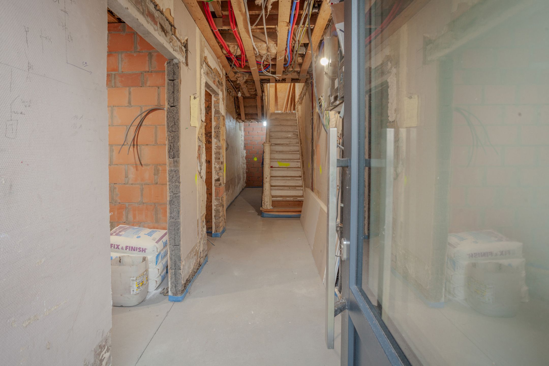 Verder te renoveren opbrengsteigendom met 4 units foto 20
