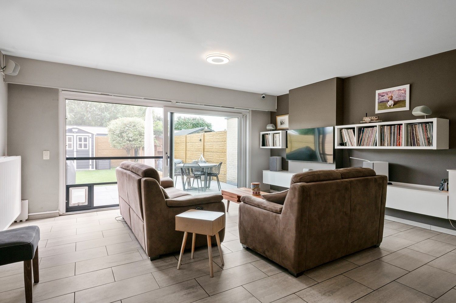 Instapklaar appartement met 2 slaapkamers, zonnige tuin en garage te Wommelgem foto 8