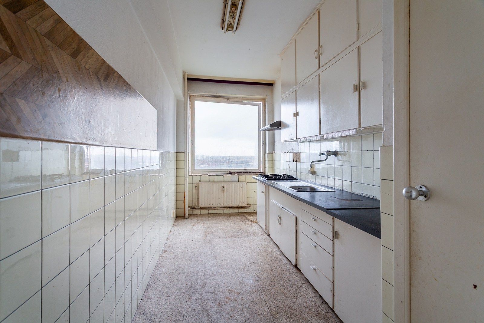 Te renoveren tweeslaapkamerappartement  foto 7