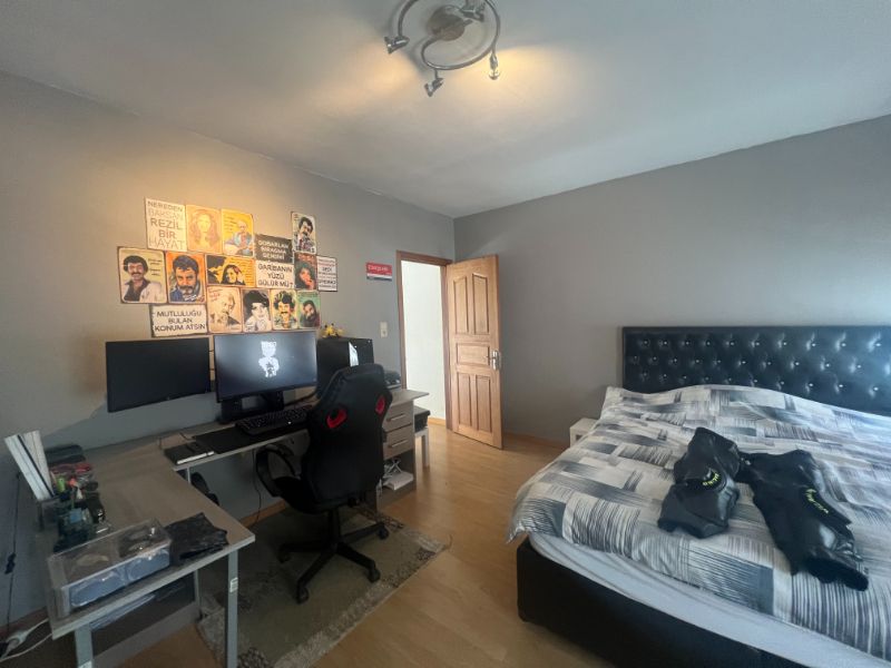Centraal doch rustig gelegen, energiezuinige woning met maar liefst 4 slaapkamers! foto 22