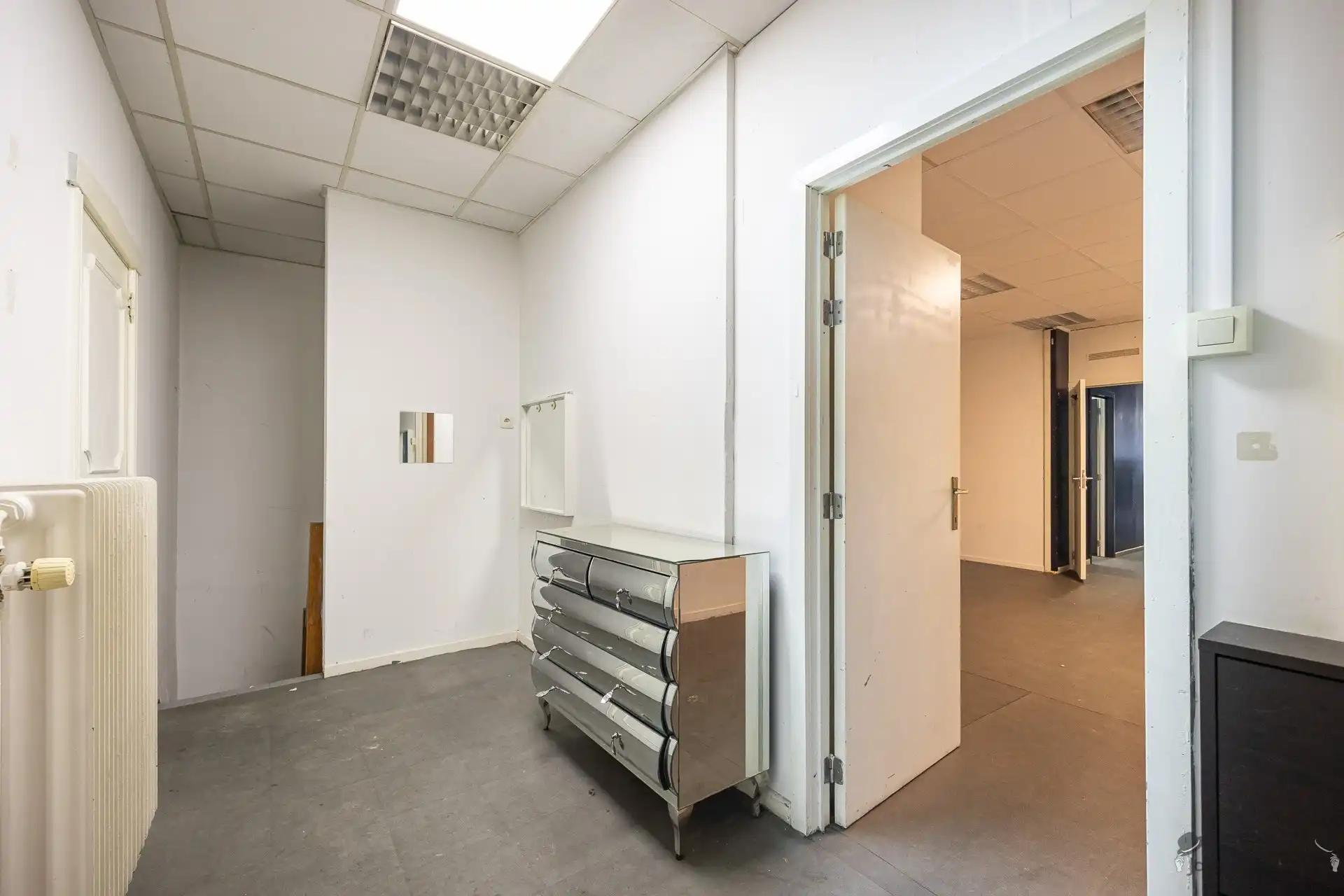 Polyvalente handelsruimte met veel mogelijkheden op toplocatie! foto 11