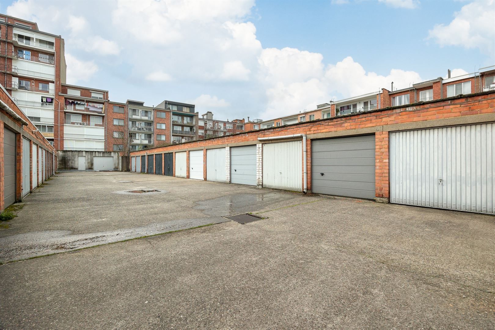 Instapklaar appartement met lift en garagebox foto 16