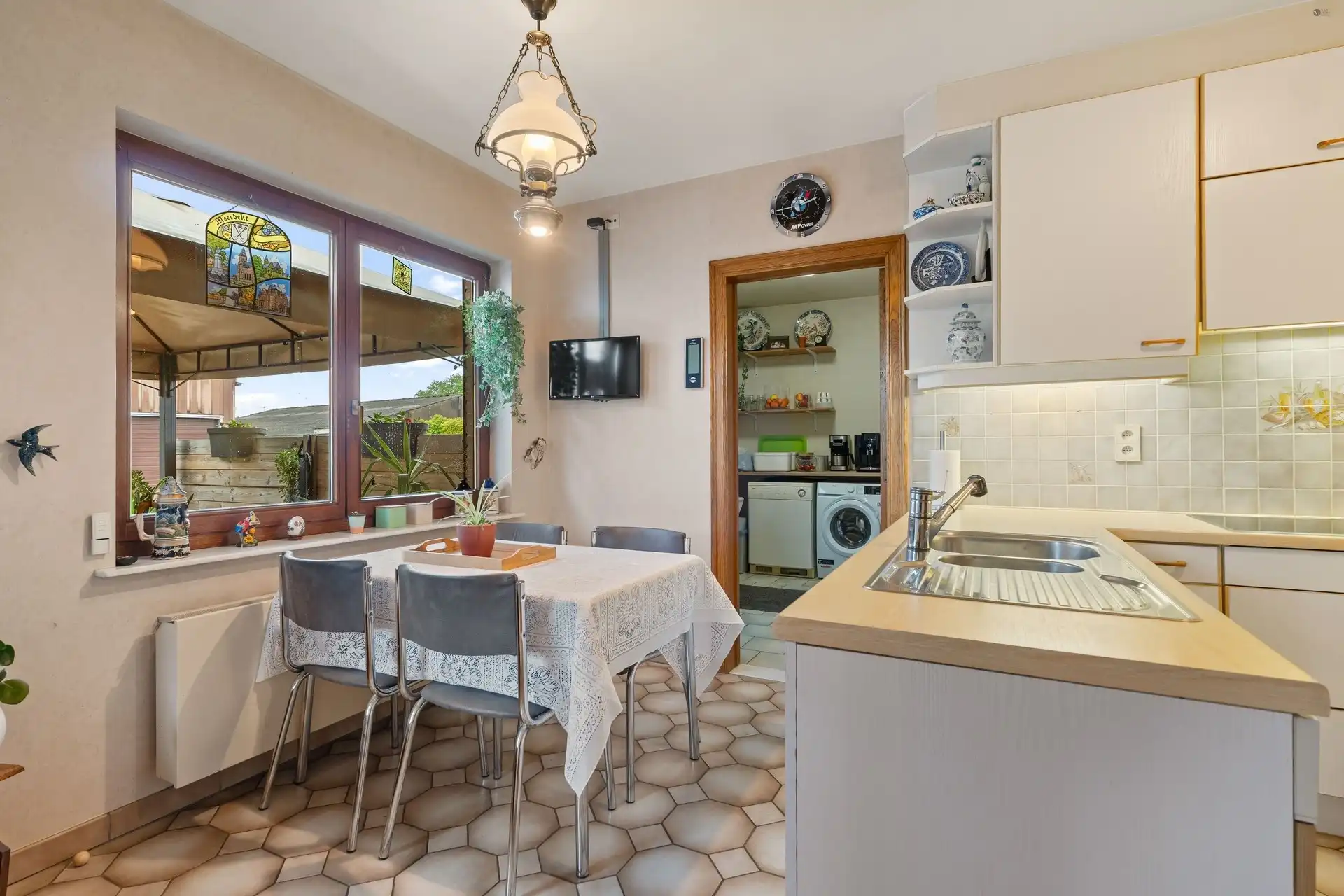 top onderhouden en energiezuinige woning + magazijn foto 9