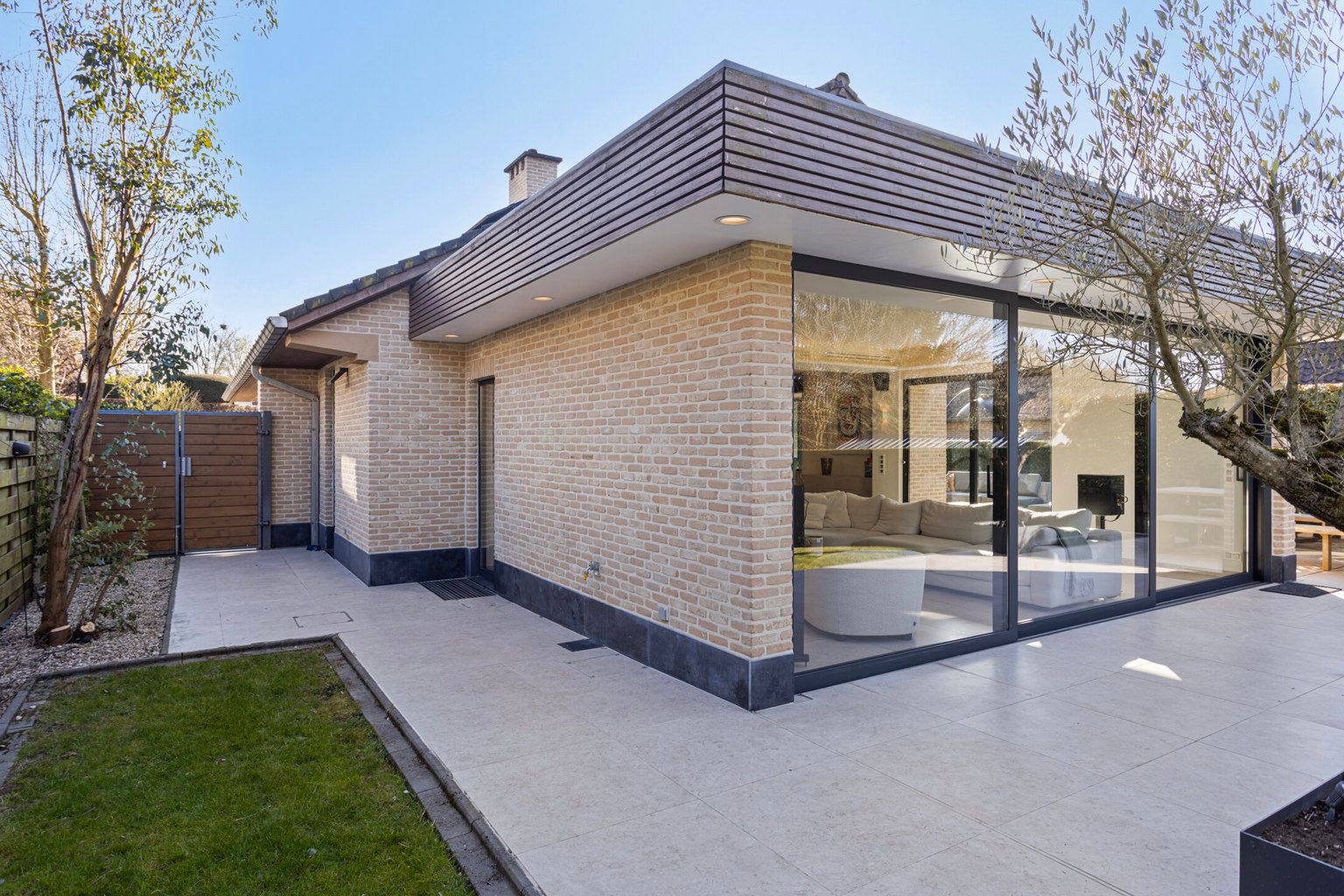 Instapklare laagbouw villa op een gunstige locatie  foto 2