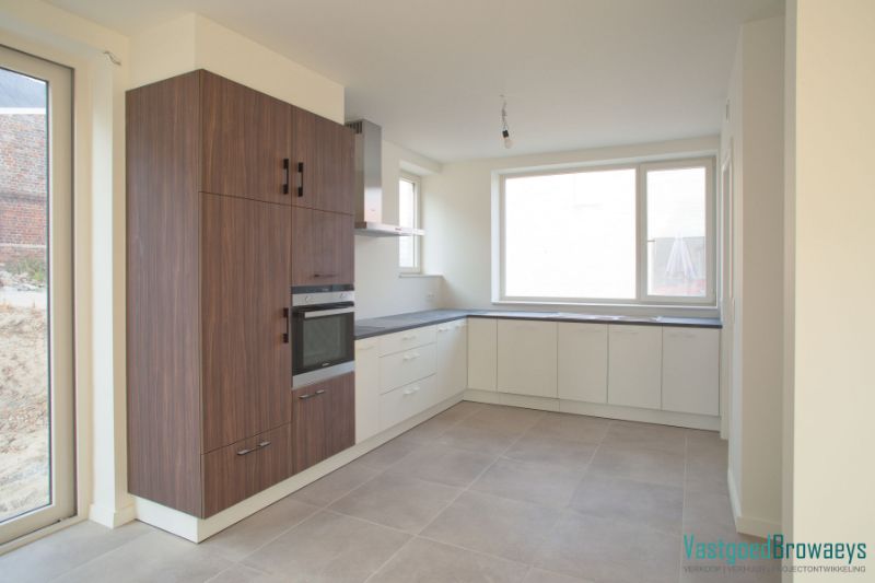 Enerigezuinige woning gelegen in Rozebeke foto 5