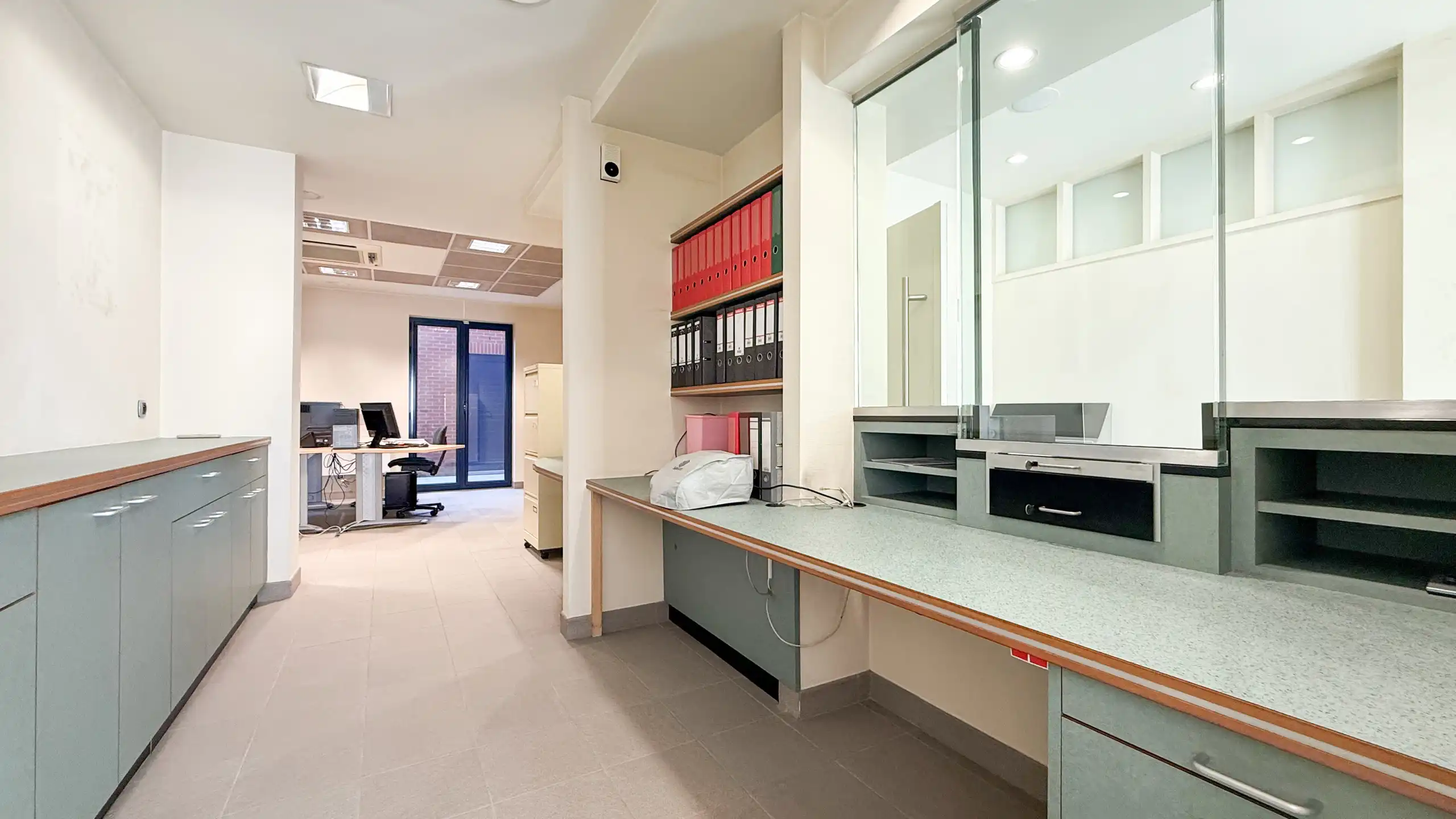 Instapklare kantoorruimte met mogelijkheden te Zolder! foto 18