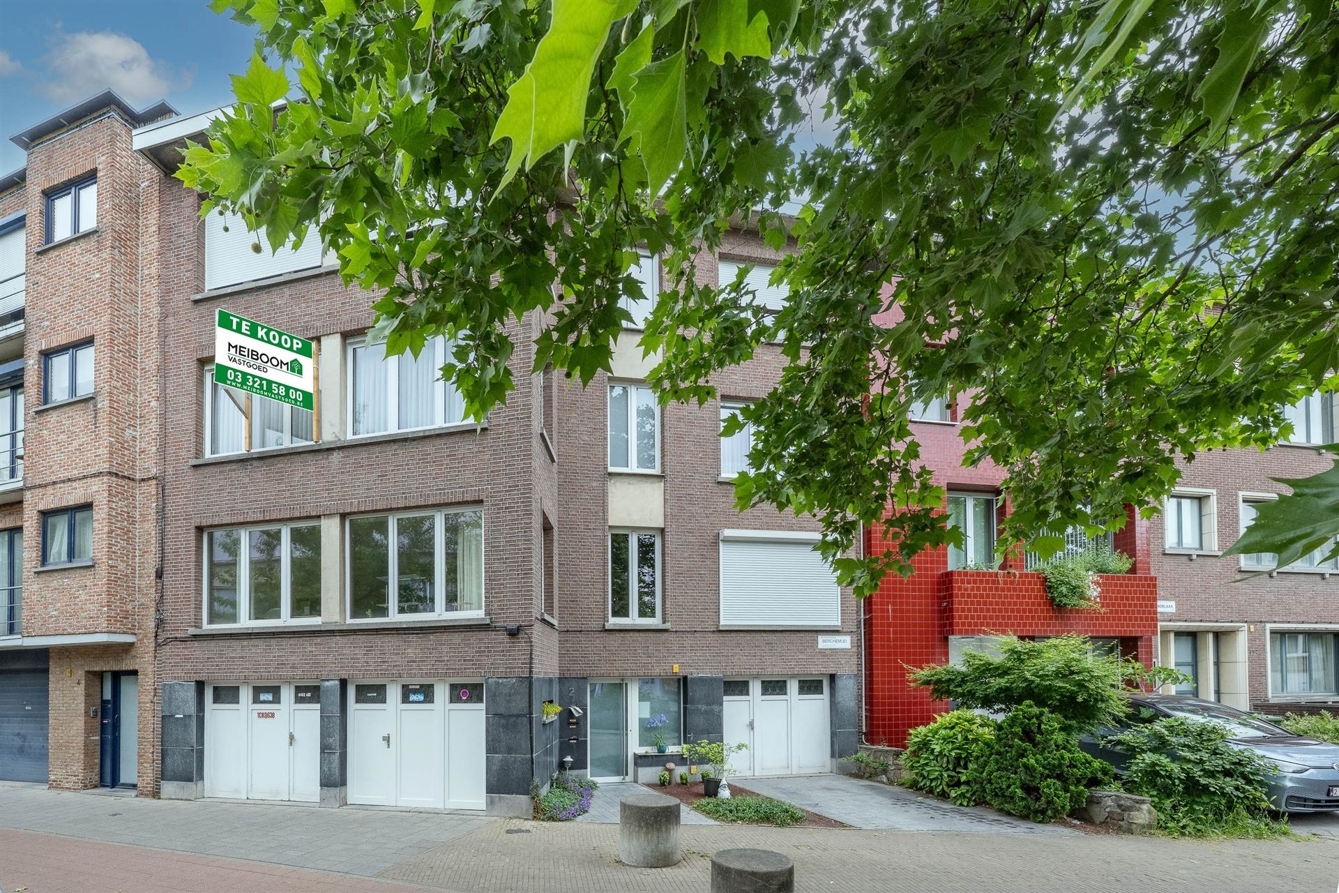 Appartement met 2 SLK + garage & oprit foto {{pictureIndex}}
