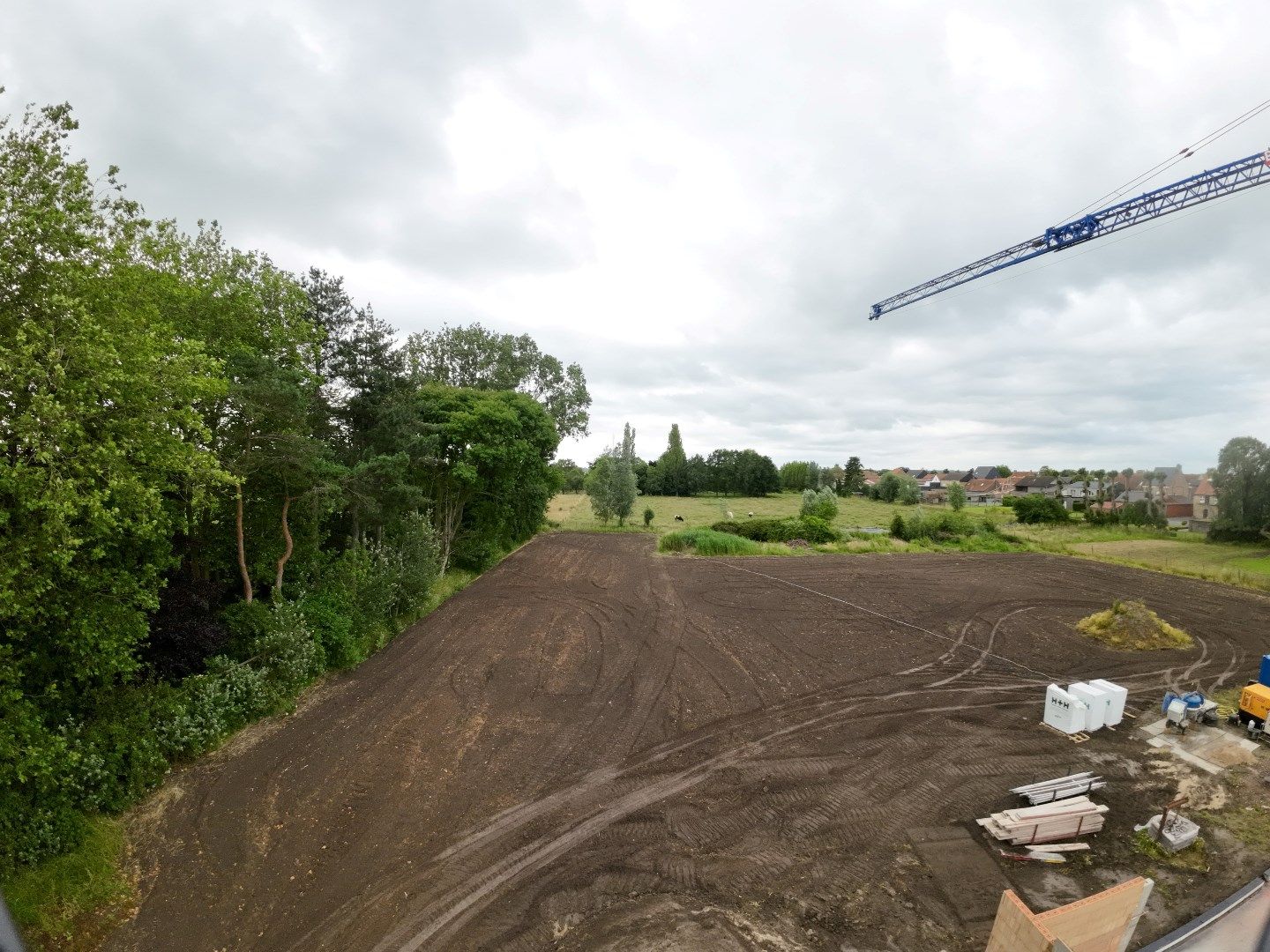 Rustig gelegen nieuwbouwwoning met 3 slaapkamers en prachtig zicht op de velden te Moere foto 2