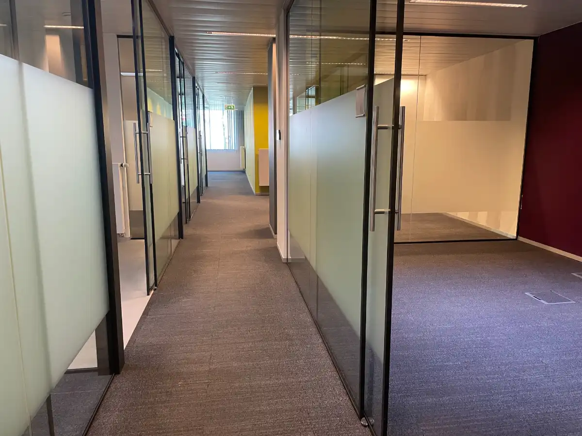 commercieel gelegen KANTOOR / PRAKTIJK foto 9