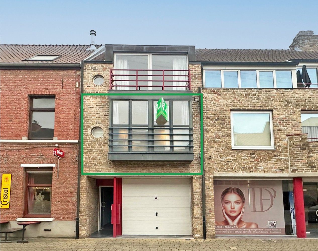 Appartement met één slaapkamer en garagebox in het centrum van Wijnegem! foto {{pictureIndex}}