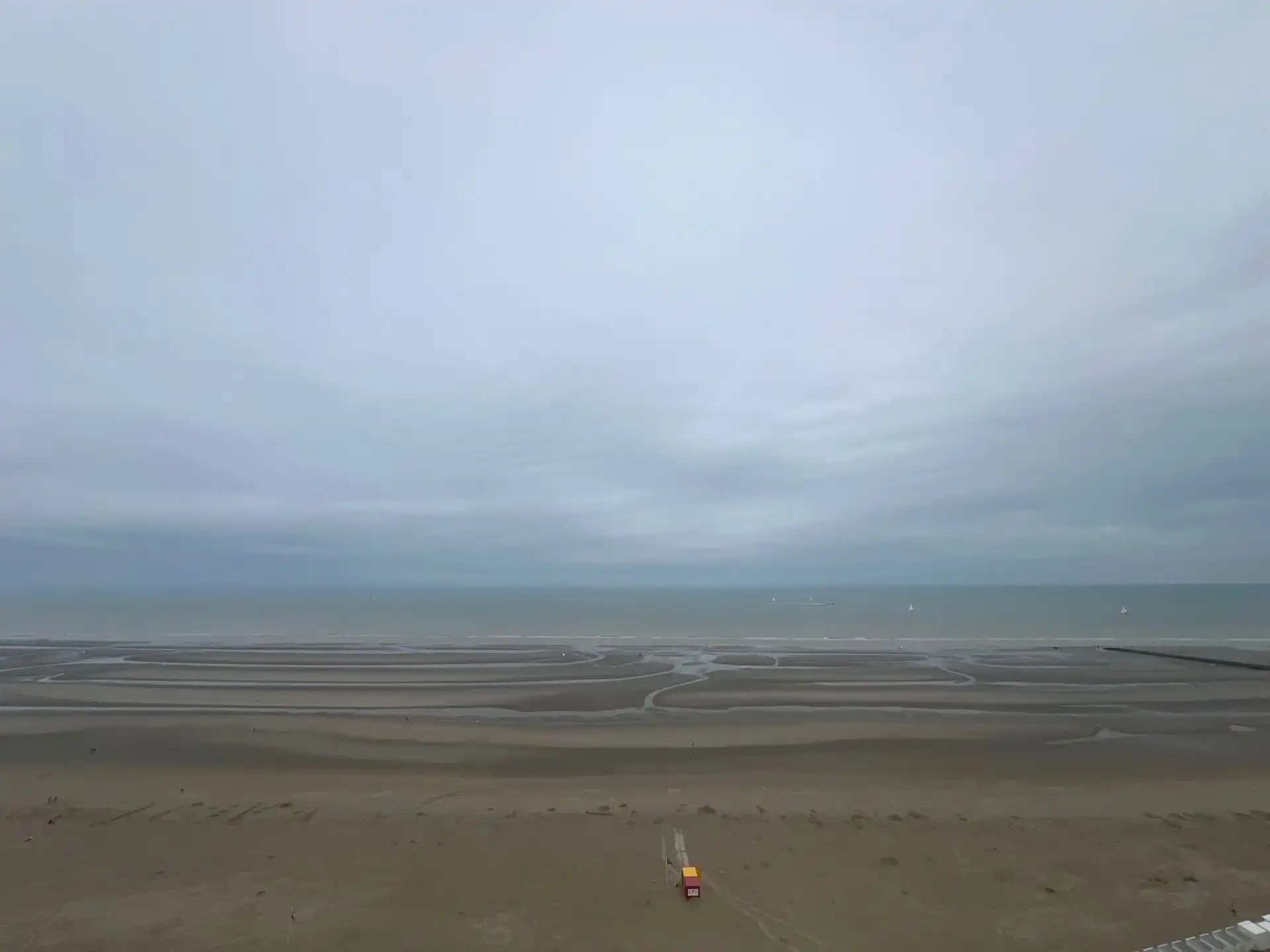 Uniek penthouse met 3 slaapkamers en zeezicht foto 17