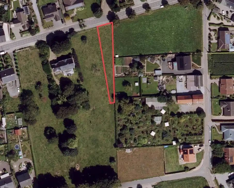 Zeer mooi en ruim perceel bouwgrond voor open bebouwing foto {{pictureIndex}}