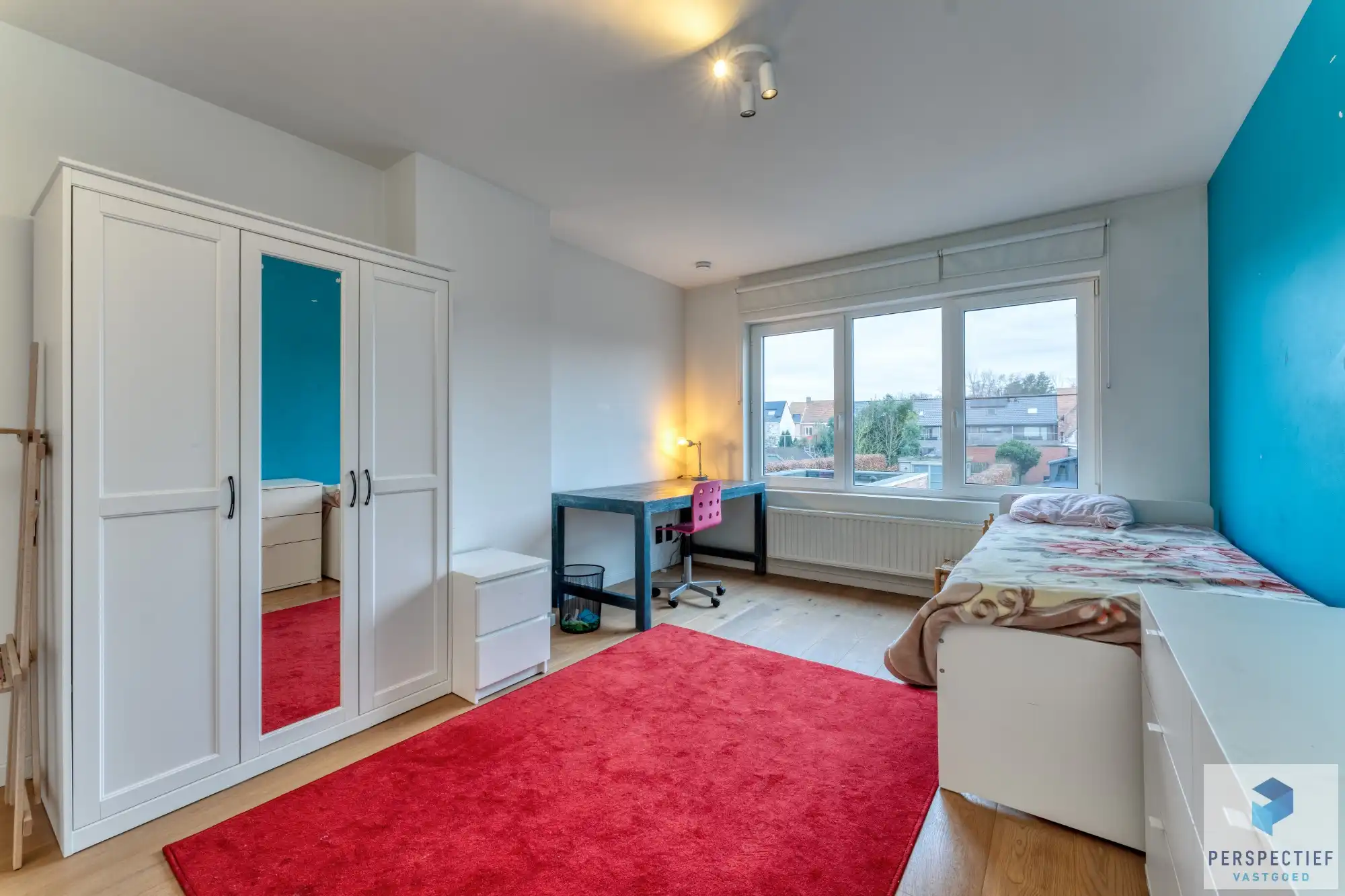 BEZOEKMOMENT ZATERDAG 28/02 VAN 10U TOT 12U | Ruime gerenoveerde woning met 4 slpk, grote tuin en garage foto 15