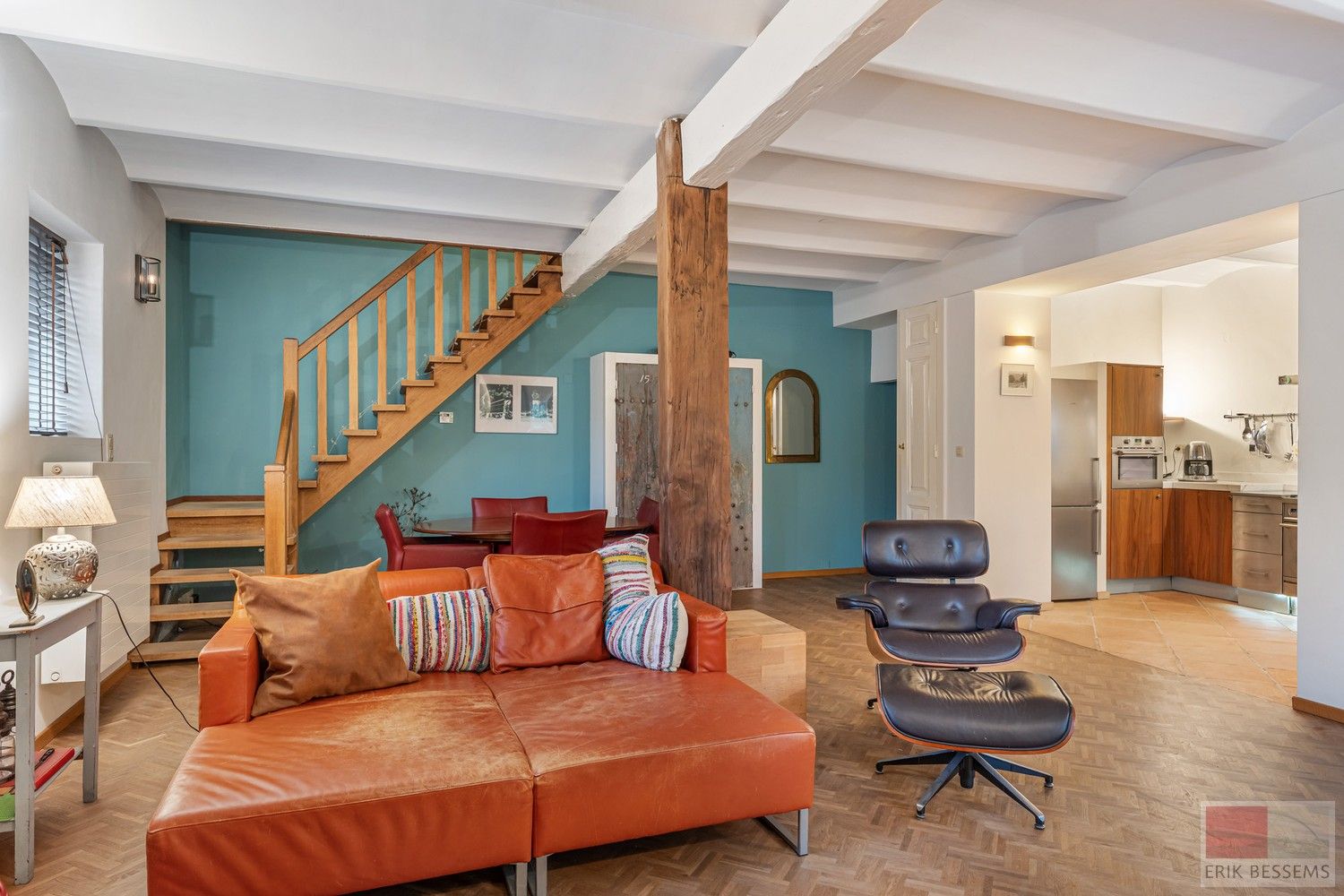 Prachtige gezinswoning met historie, 3 slaapkamers, royale badkamer en een super gezellige woonkamer met een woonoppervlakte van ca. 150m² foto 11