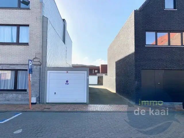 Garage te huur foto 2