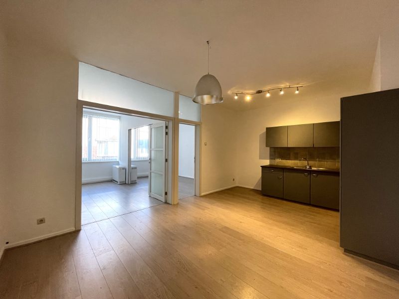 Leuk appartement met fietsenberging en kelder – vlak bij Sint-Pietersstation foto 2
