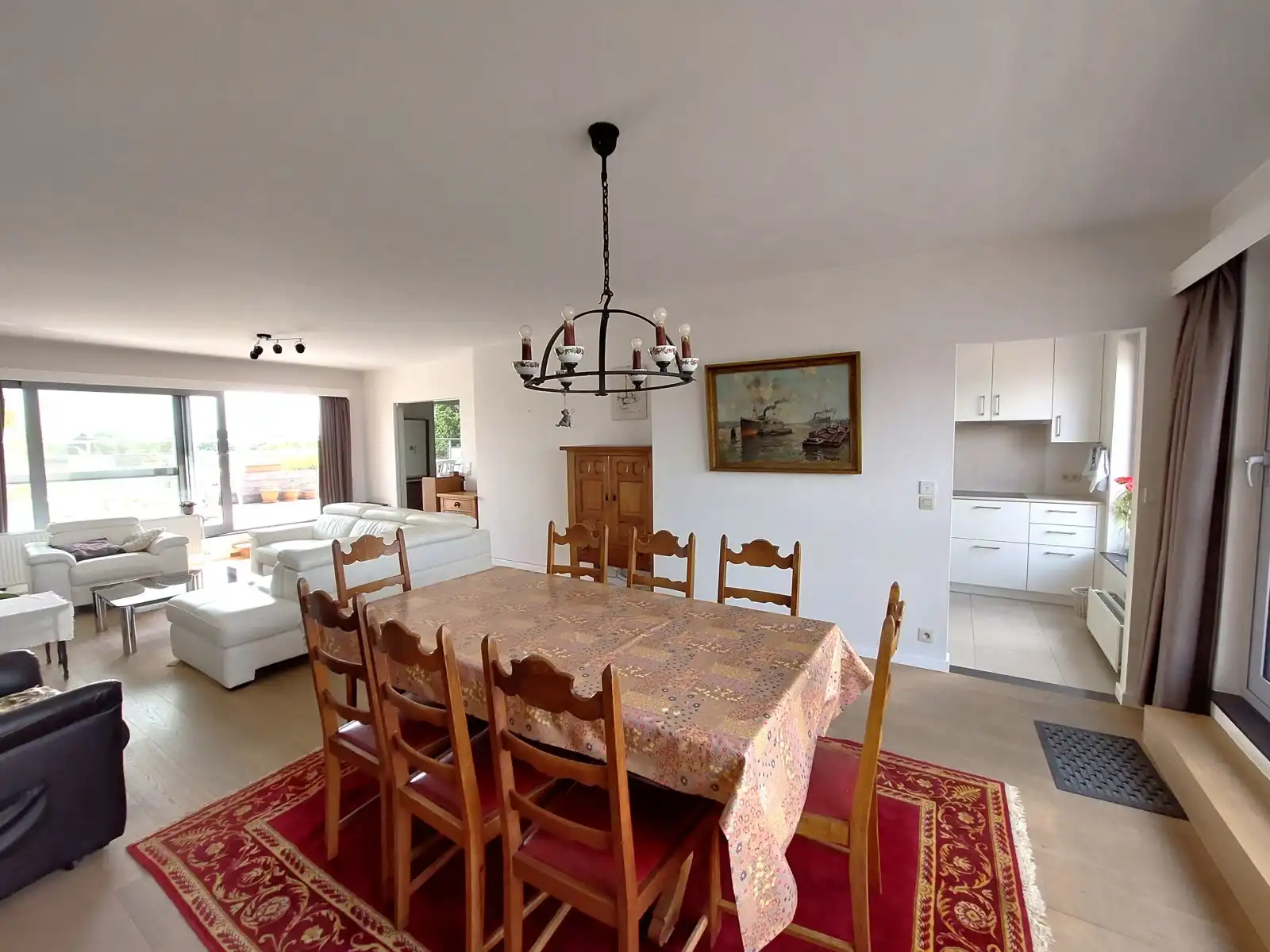 Centrum Hove, standingvol dakappartement met 2 slpk en 2 terrassen! foto 3