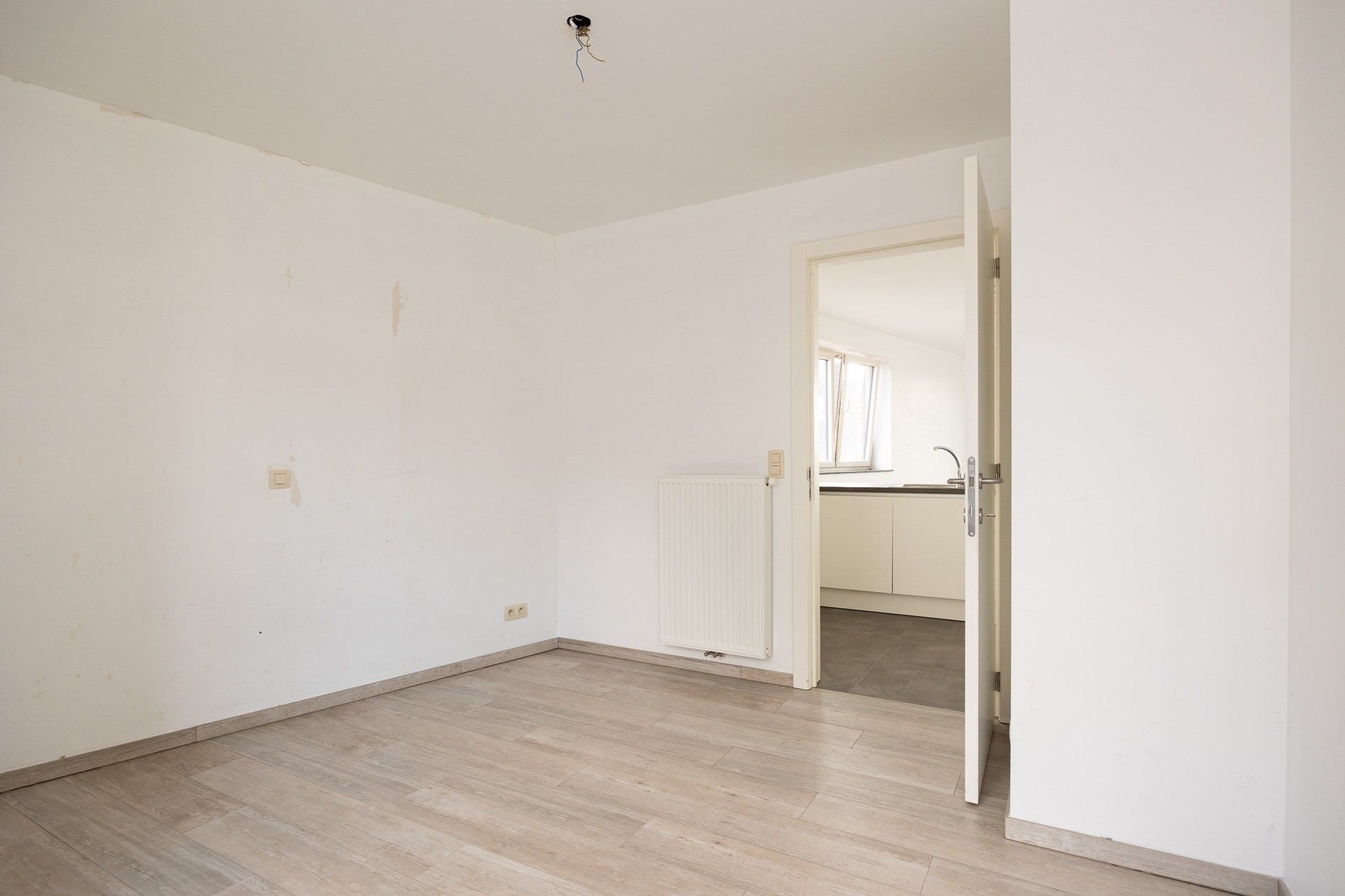 Appartement met 1 slaapkamer en autostaanplaats in het centrum van Kemzeke foto 8