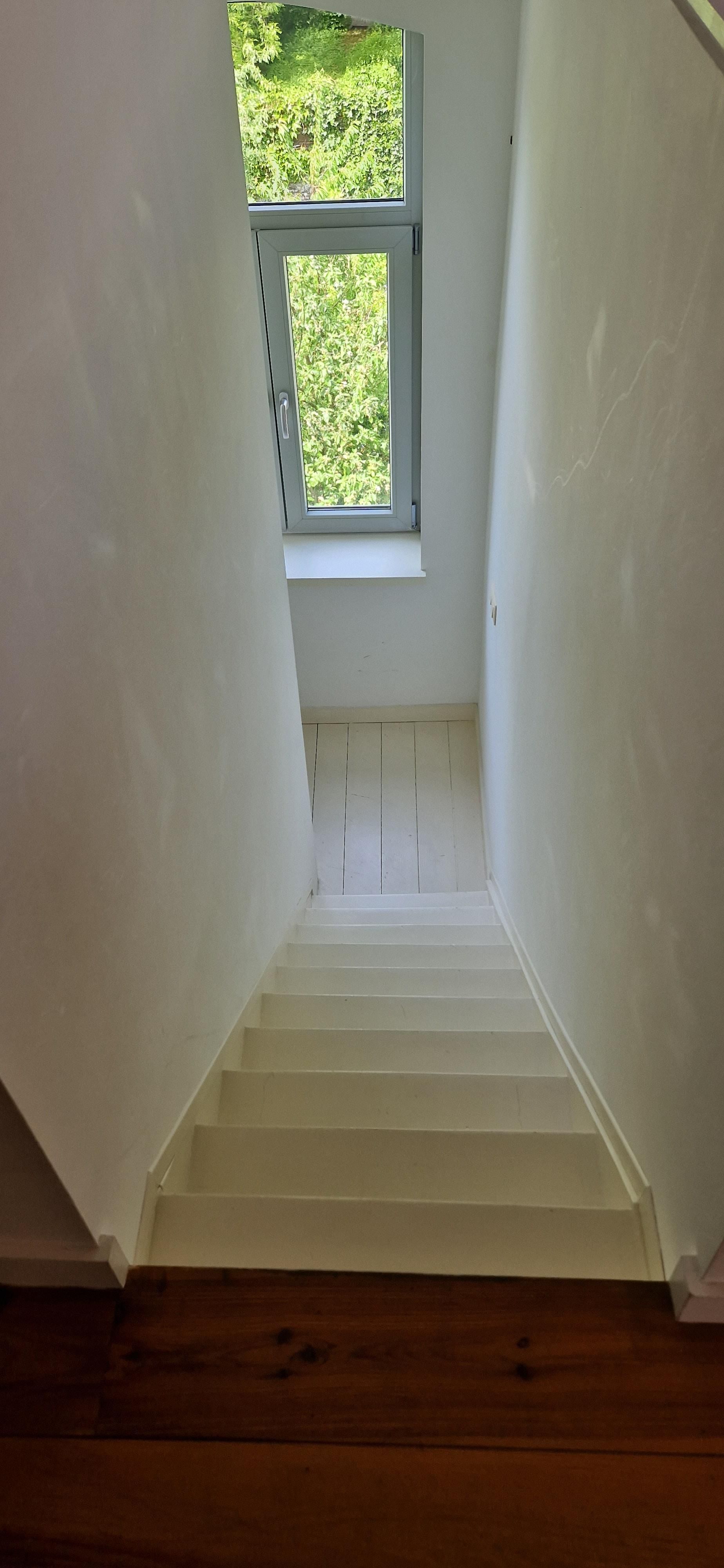 Karaktervolle HERENWONING met mooie leefruimten, 4 slaapkamers en een rustgevende tuin  op 1 are 70 ca.   foto 23