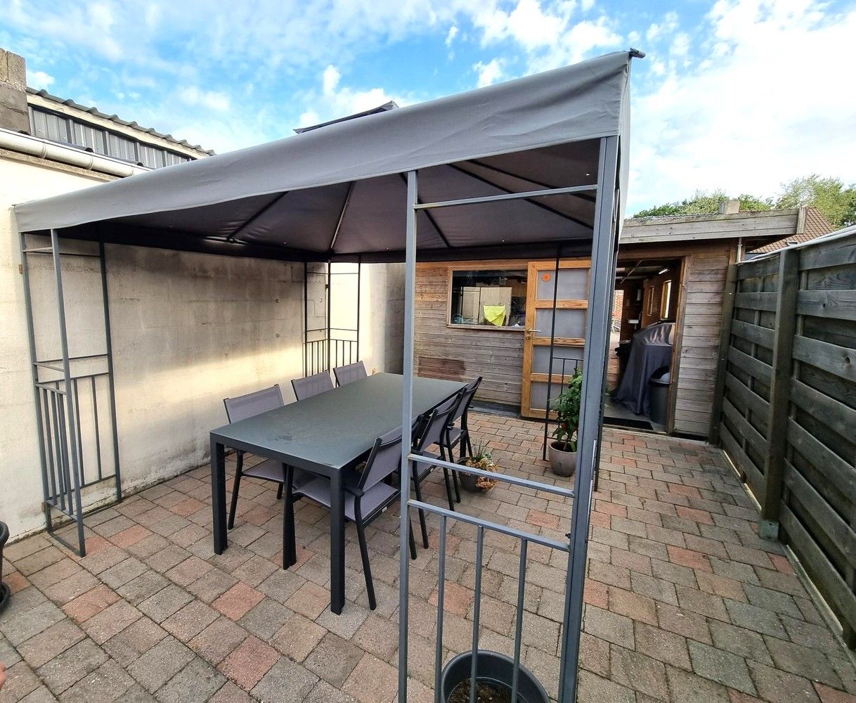 Instapklare, gerenoveerde woning met 2 slaapkamers, ruime garage en achterliggend groot terras foto 15