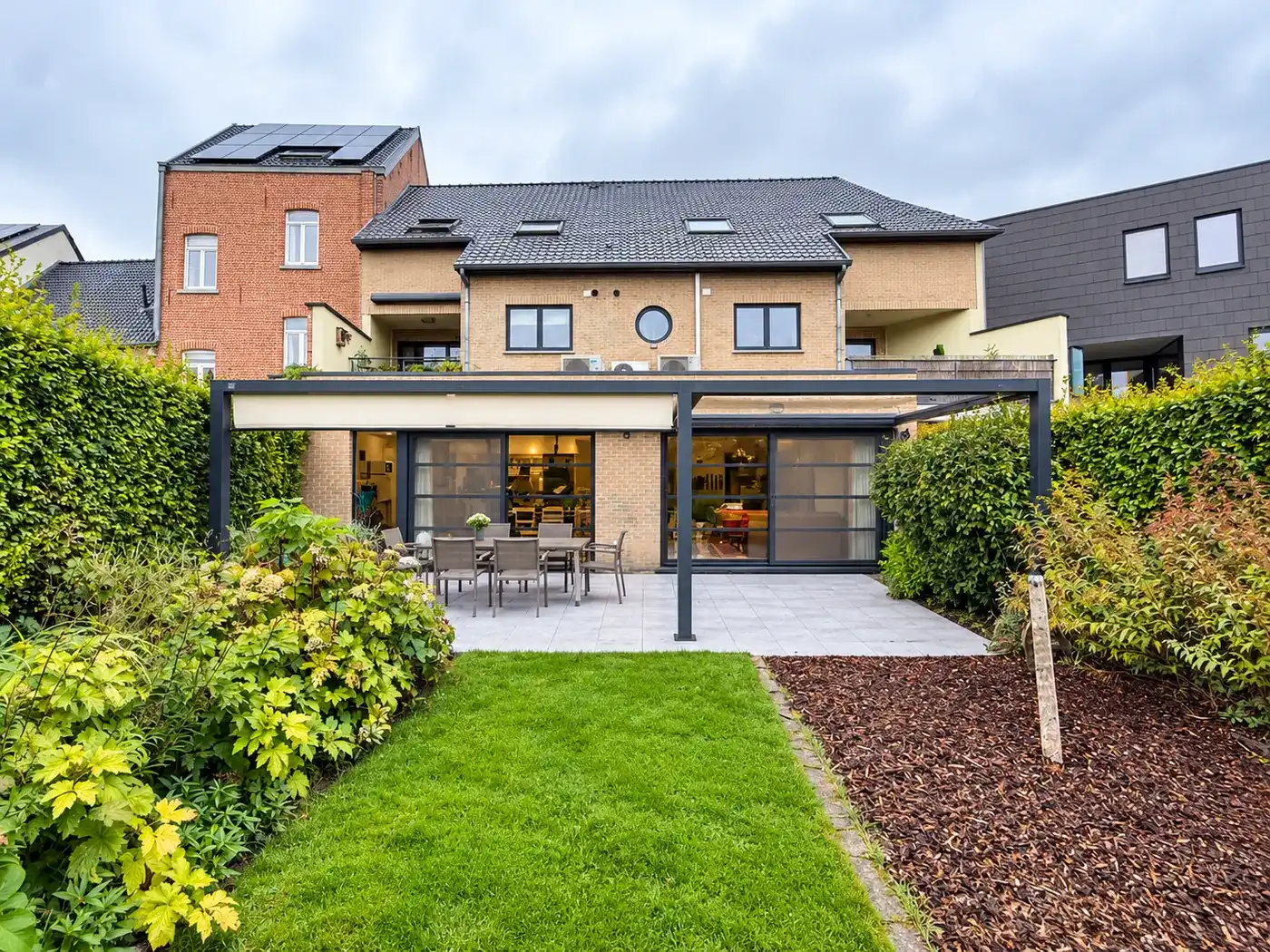 Riant en instapklaar appartement met tuin en 2 slaapkamers in centrum Herent foto 8