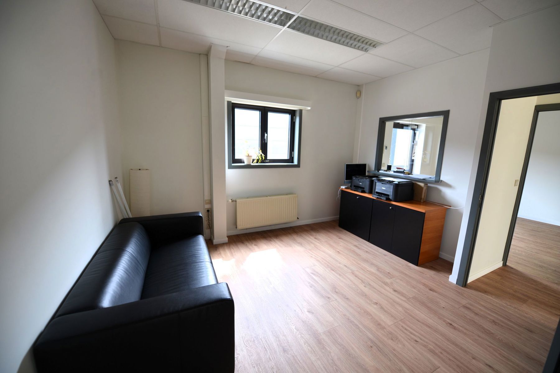 Kantoor te huur foto 12