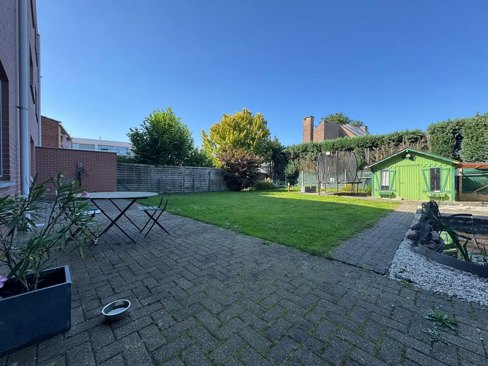 Gelijkvloers appartement met ruime privé tuin en garage foto 19