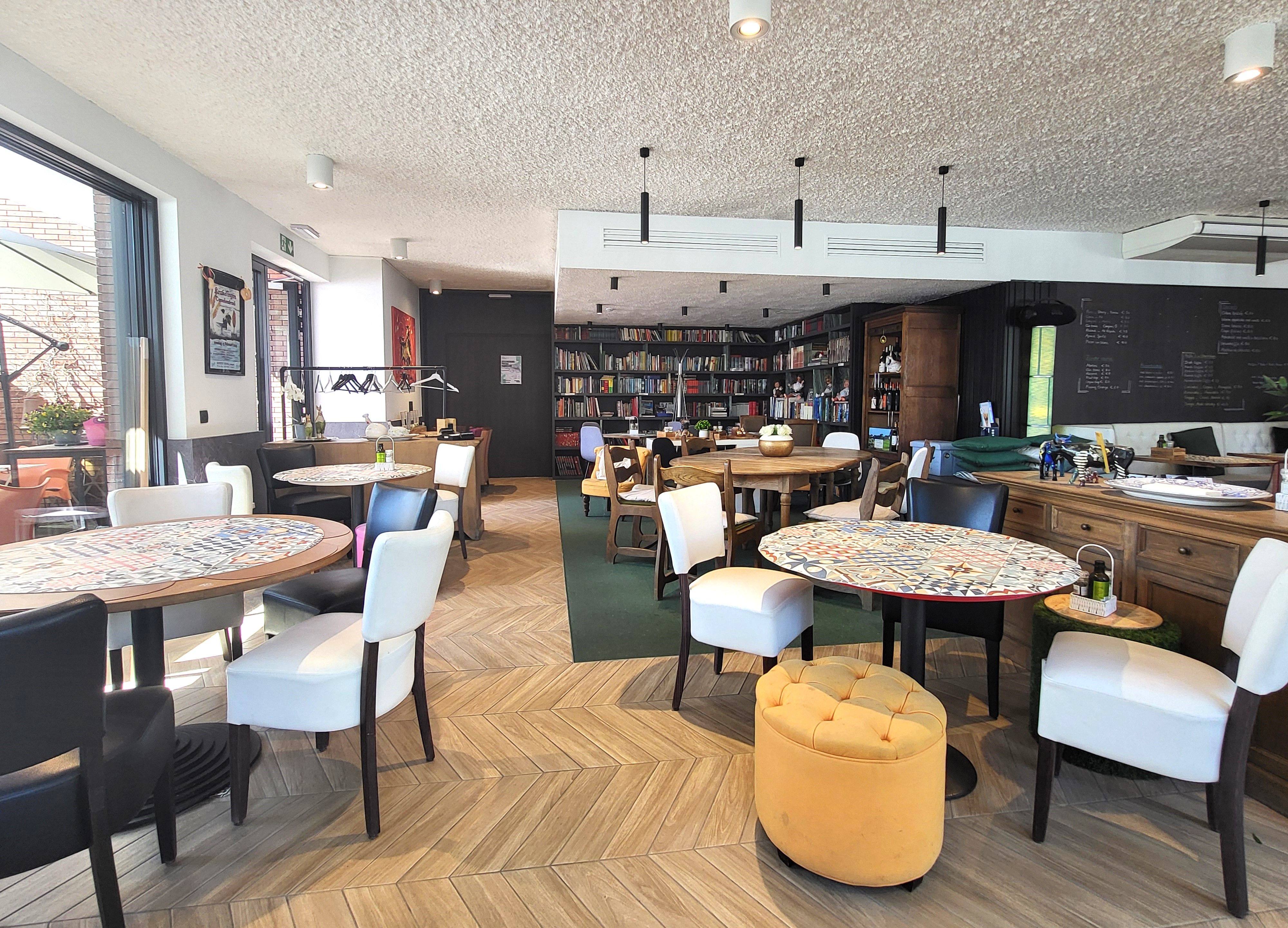 Prachtige assistentiewoning van 70m² met zonnig terras en gemeenschappelijke tuin, veel lichtinval! Ideale investering, verhuurd aan 26,21€/ dag.  foto 19