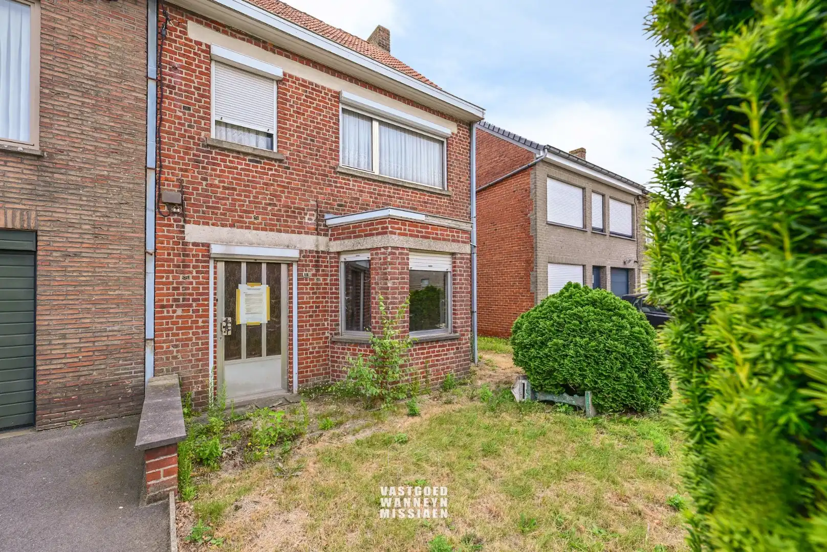 Bouwgrond met af te breken woning op 1100m2 te Zwevezele foto 4