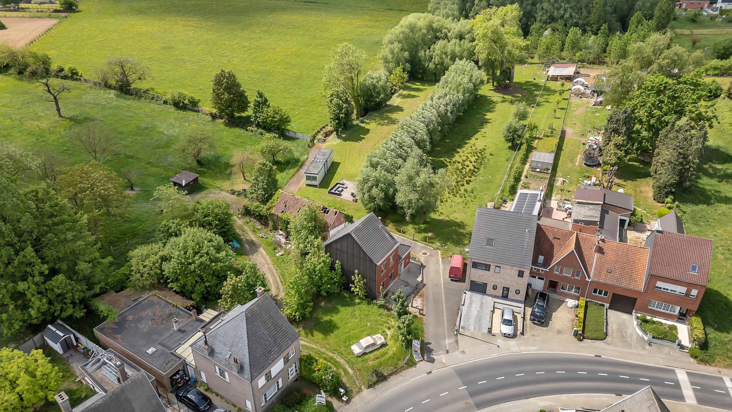 Ruime woning met prachtige tuin en diverse mogelijkheden foto 23
