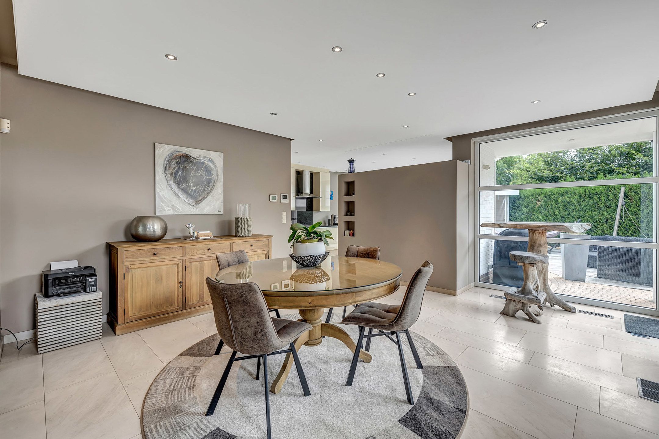 Instapklare villa in Erembodegem met hoogwaardige afwerking foto 6