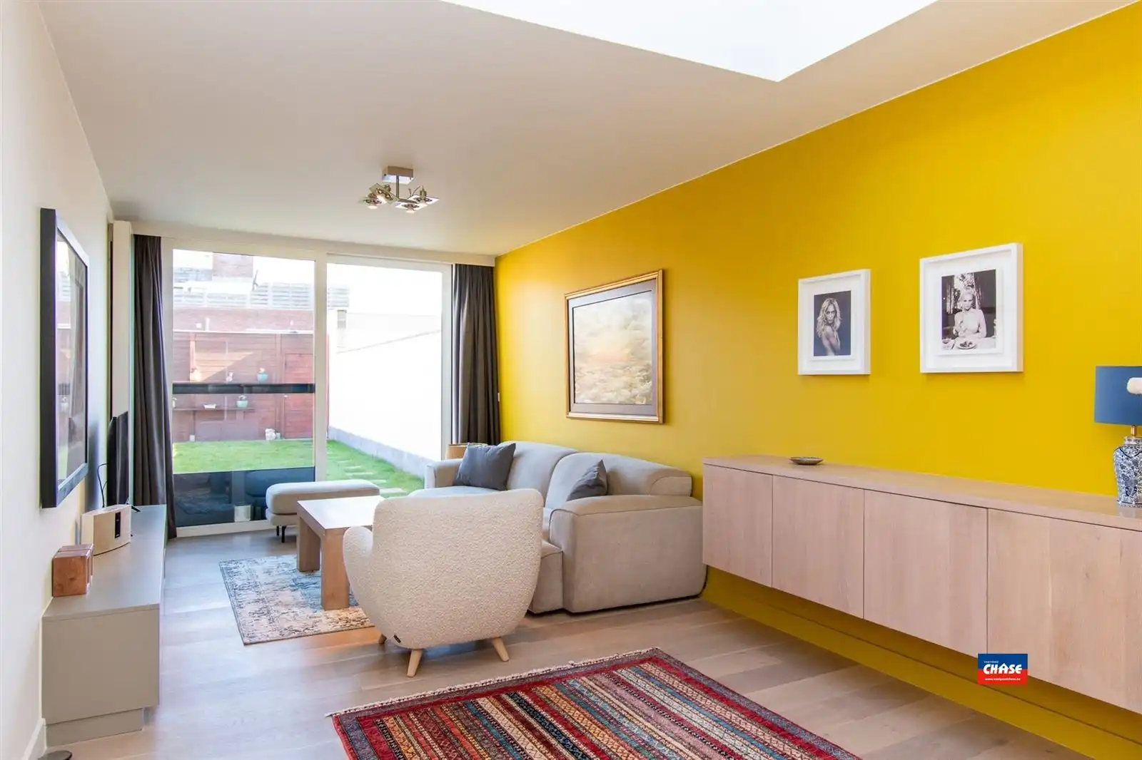 Gerenoveerde woning met 3 slaapkamers + tuin foto 3