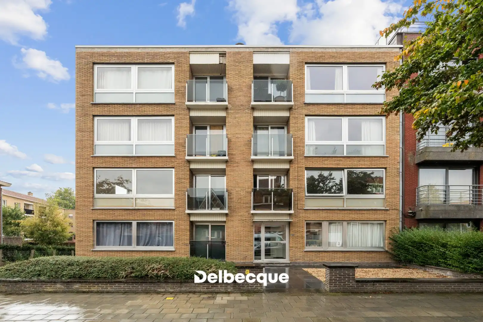 Volledig gerenoveerd appartement met 2 slk en open zicht in topbuurt Kristus-Koning foto 19