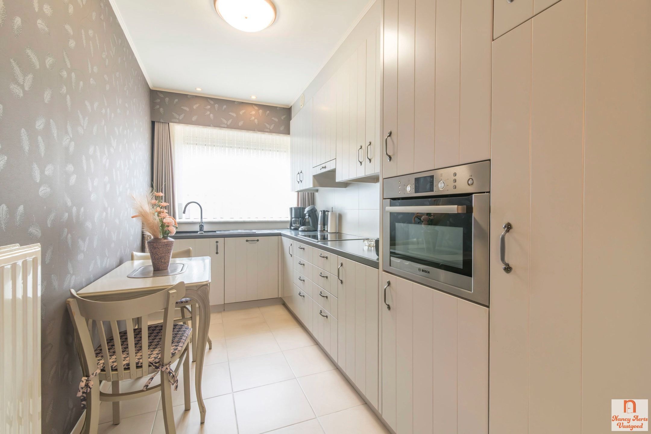 Verzorgde gelijkvloerse woning met zicht op groen in Koersel foto 15