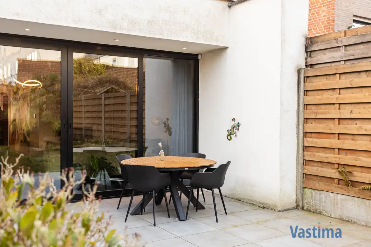 Instapklare, lichtrijke én gerenoveerde gezinswoning foto 26