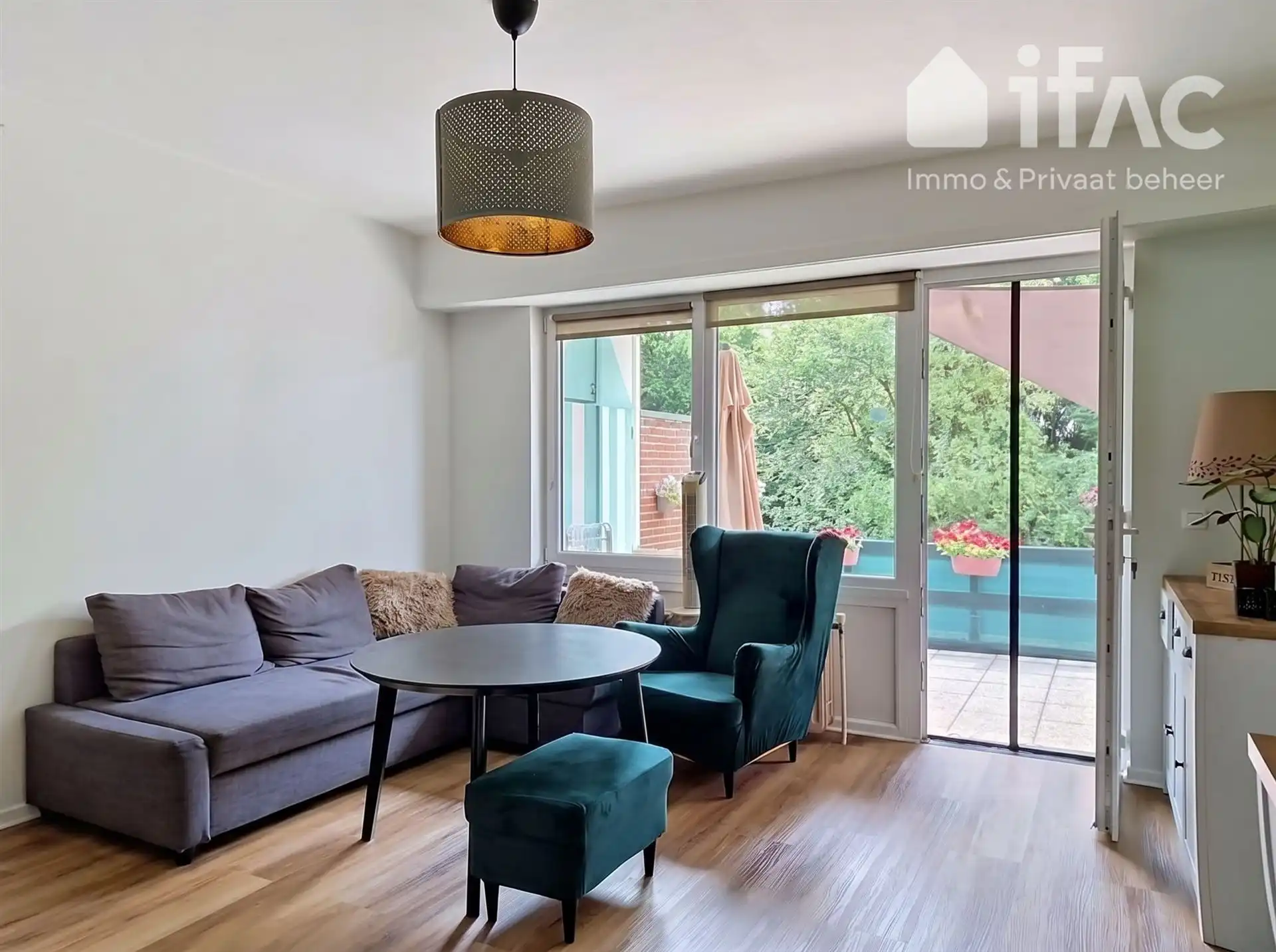 Gerenoveerd 2-kamer appartement met 27m² zonneterras. foto 4