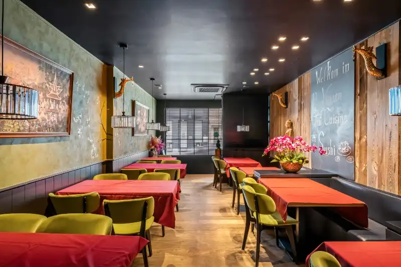 Roeselare-stadskern. Polyvalente BURGERWONING / HANDELSHUIS in 2 delen :  exclusief commercieel pand gelijkvloers met tuin en uniek triplex appartement met 2-3 slaapkamers. Verhuurd met mooi rendement ! foto 13