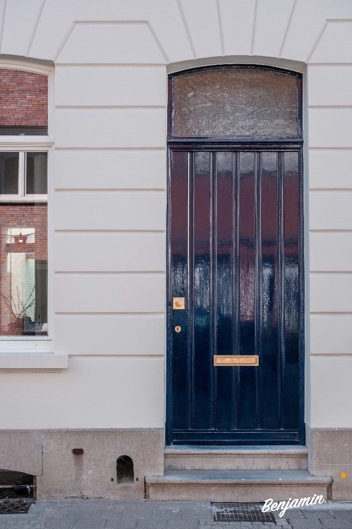 Prachtig gerenoveerd herenhuis op steenworp van Plein Kortrijk foto 29