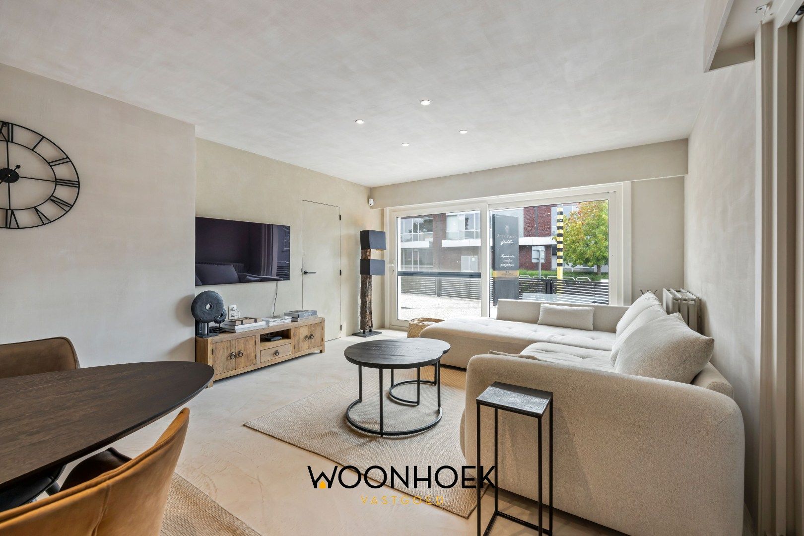 Villa met zwembad & magazijn is residentieel gelegen op 'Staakte' te Lokeren foto 3