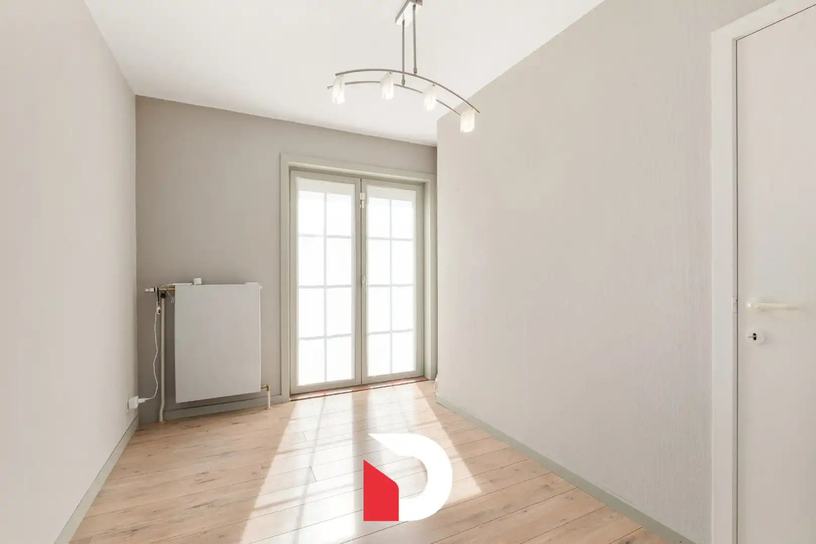 Alleenstaande woning in een residentiële omgeving te Sint-Kruis. foto 13