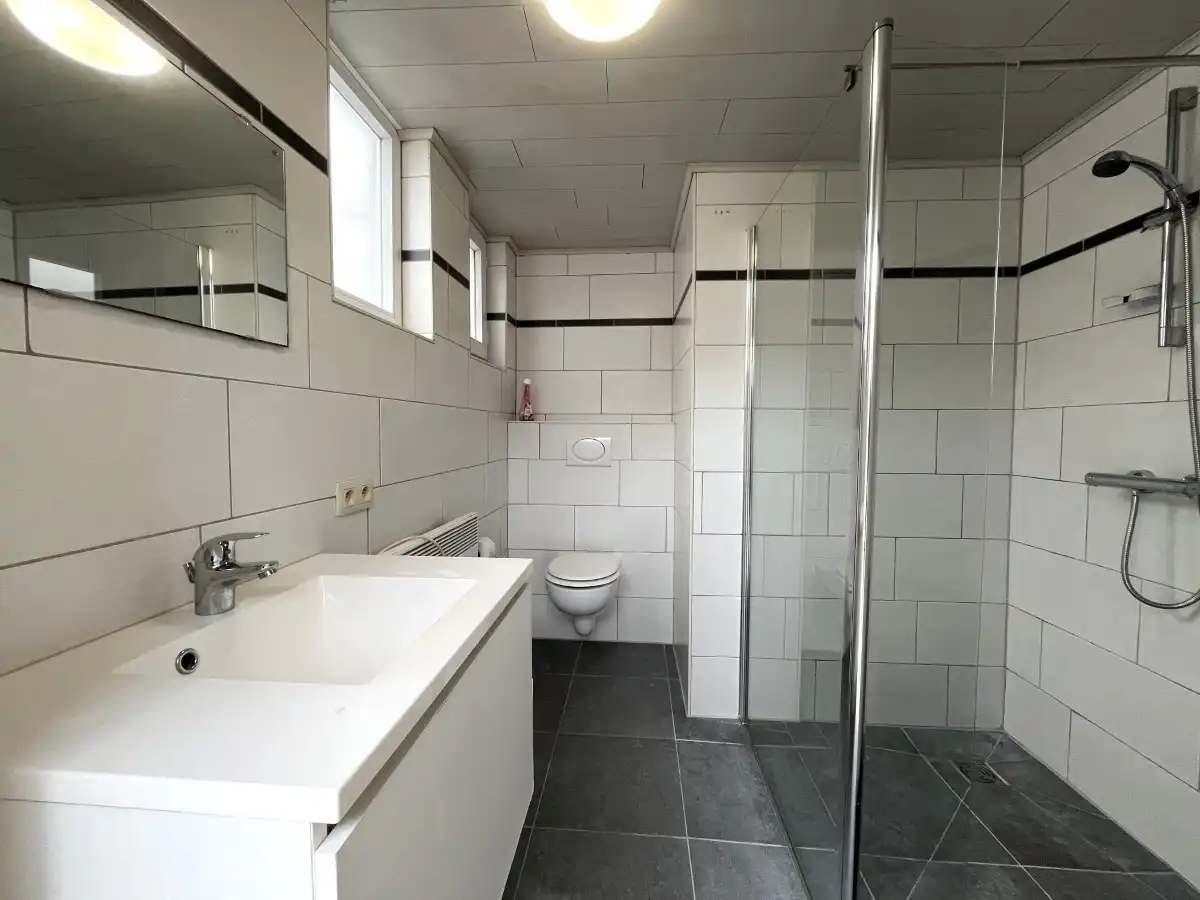 Roeselare - Gesloten woning in het centrum van Roeselare foto 7