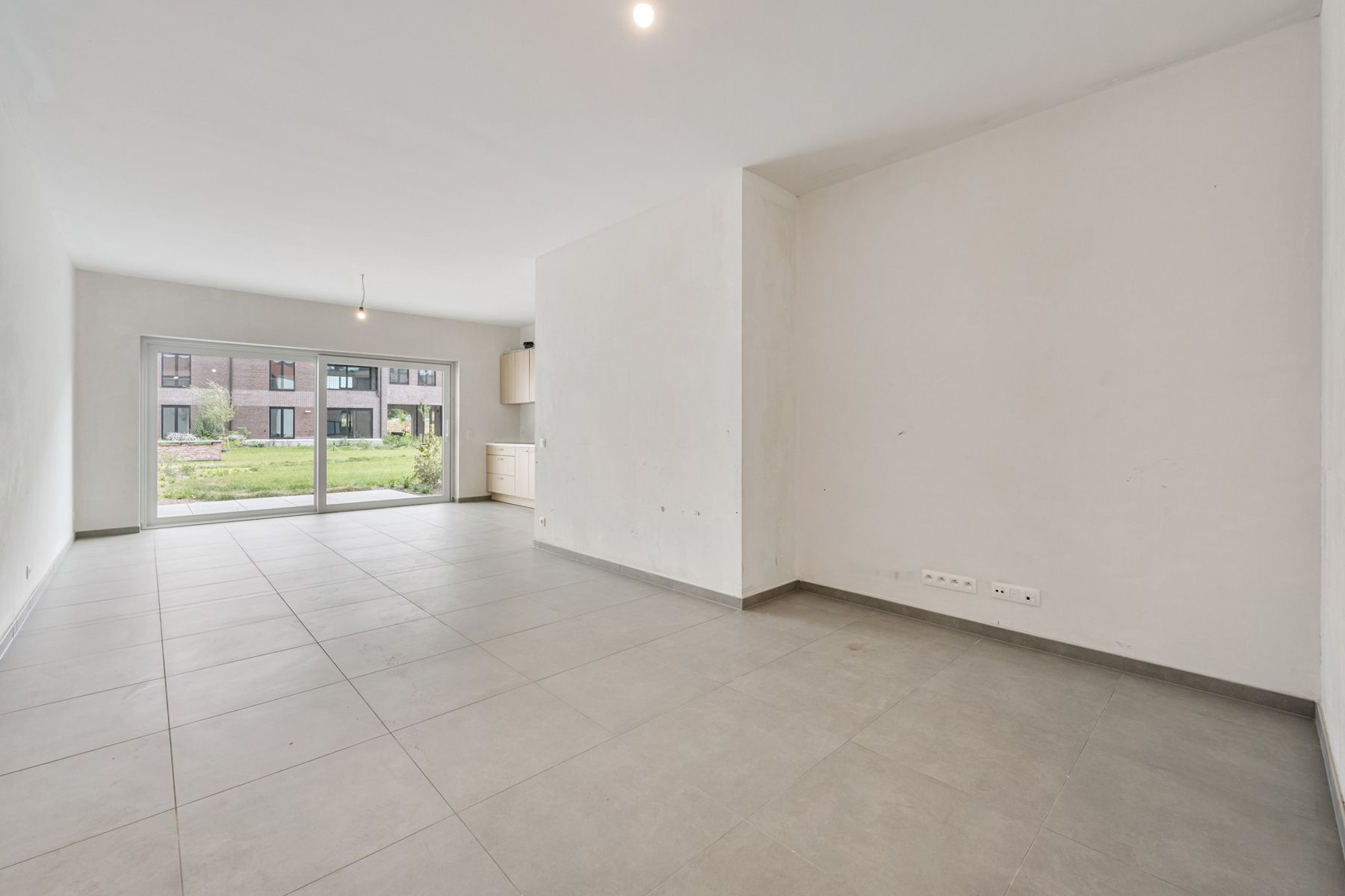 Nieuwbouw maisonnette met 3 slpks + terras foto 3